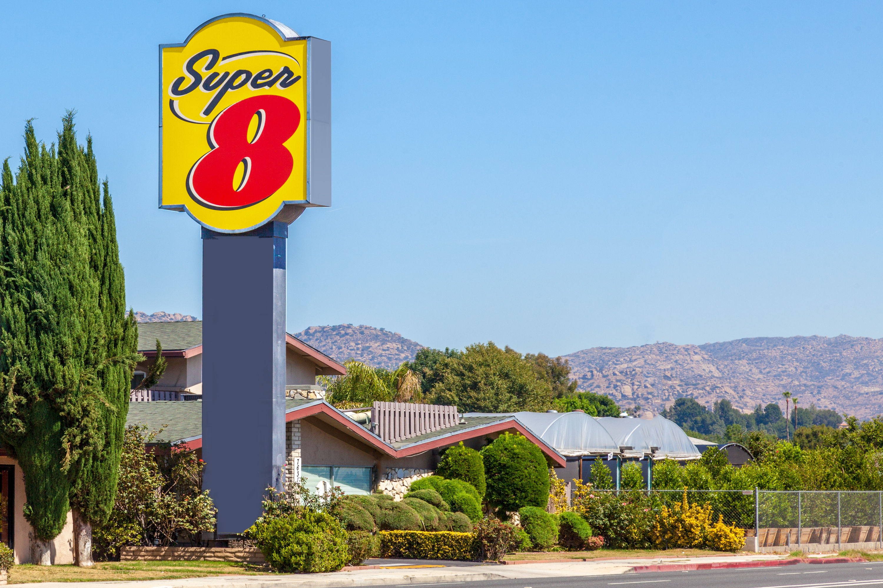 Super 8 by Wyndham Canoga Park Canoga Park, CA Hotels