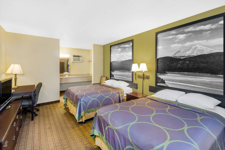 Guest room at the Super 8 Corning in Corning, California