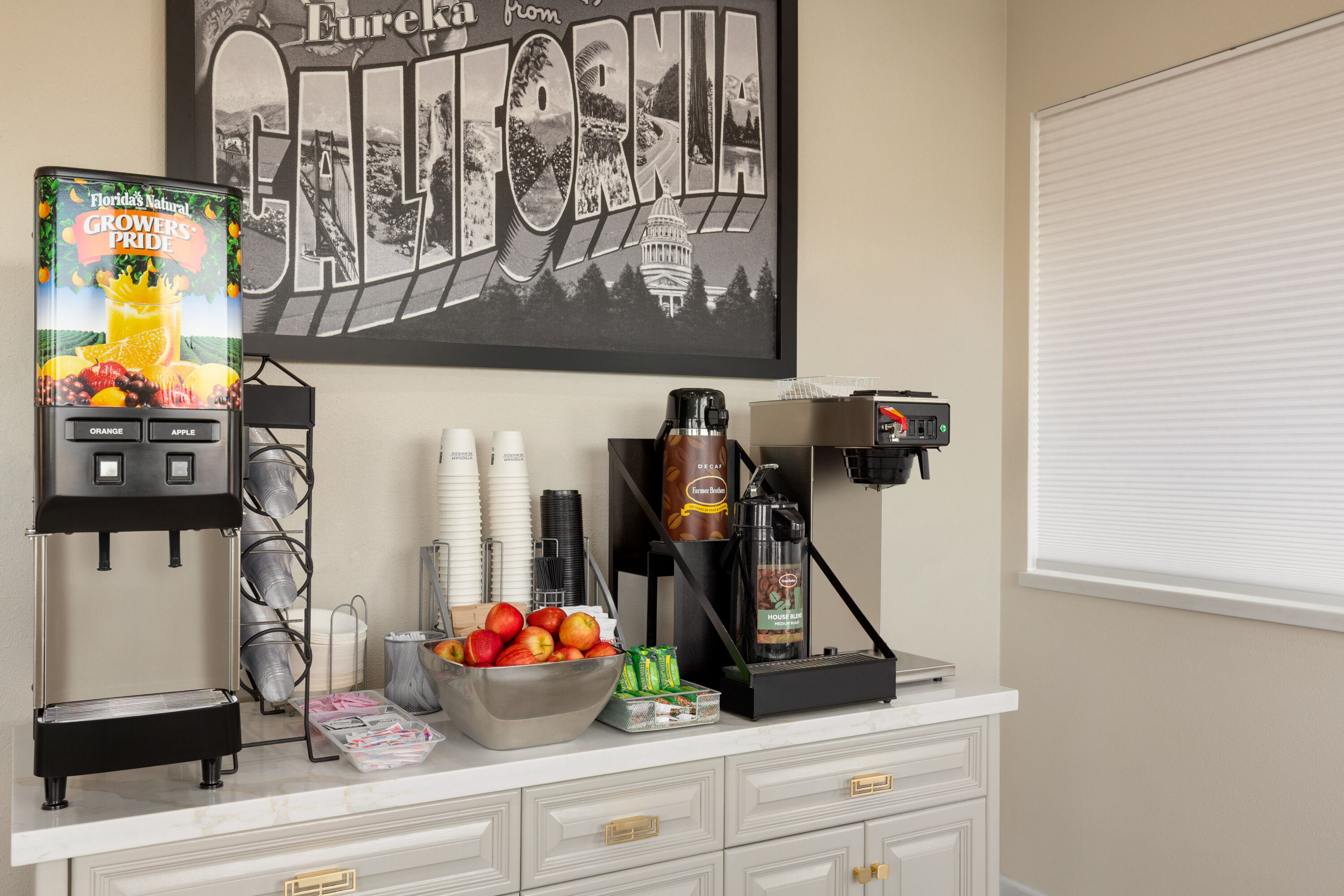 Free breakfast at Super 8 by Wyndham Eureka in Eureka, California