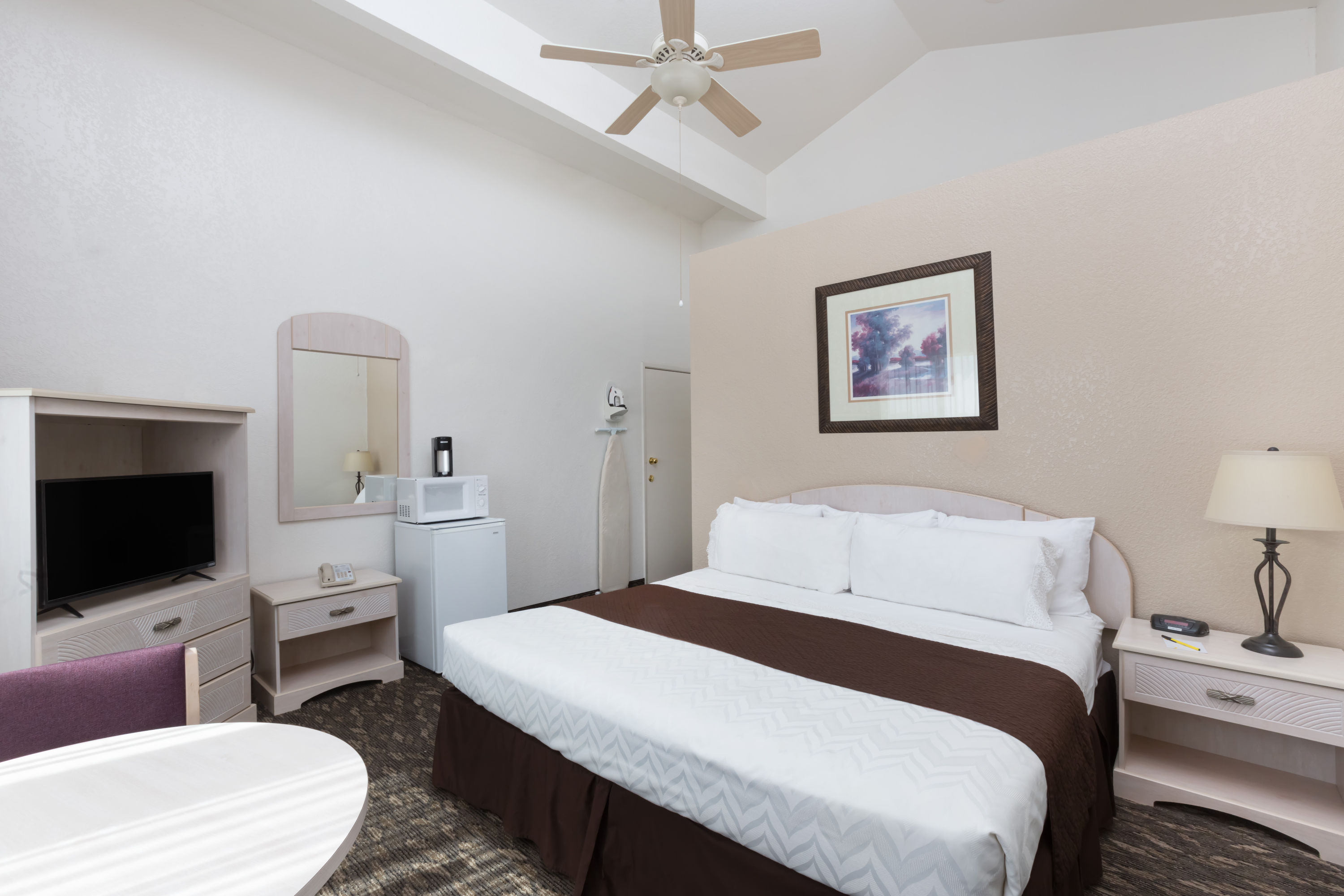 Guest room at the Super 8 by Wyndham Fort Bragg in Fort Bragg, California