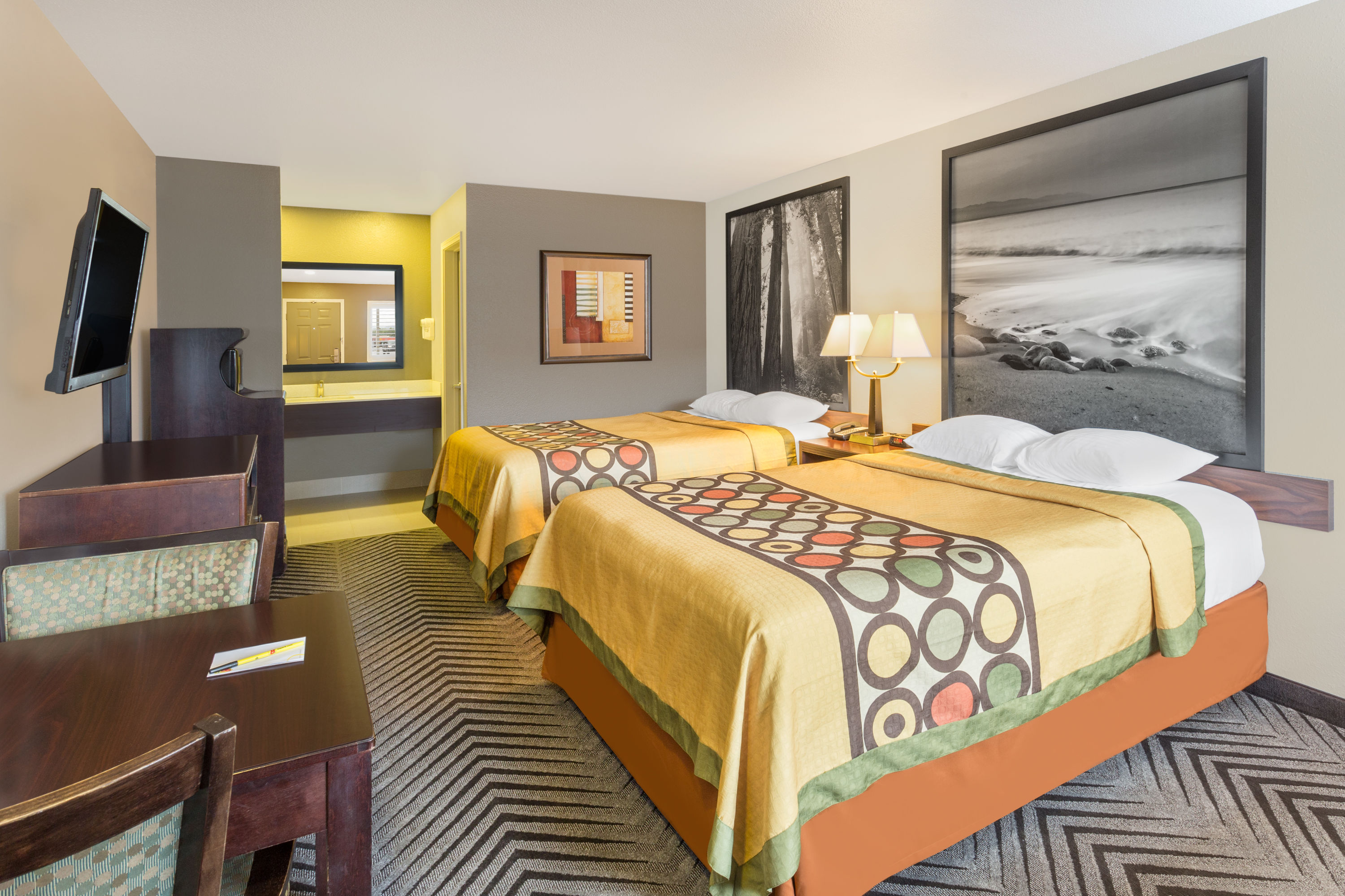 Guest room at the Super 8 by Wyndham Fortuna in Fortuna, California