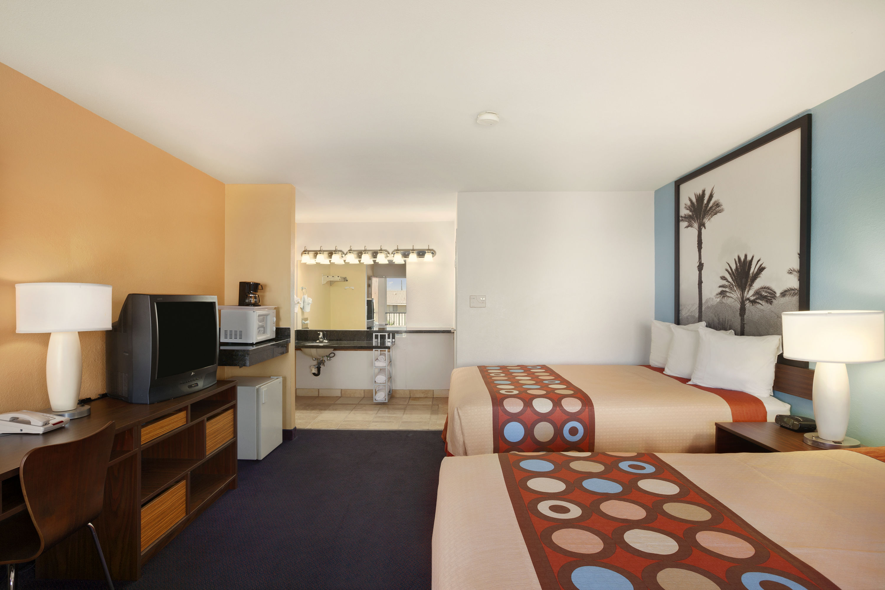 Super 8 By Wyndham Indio Indio Ca Hotels