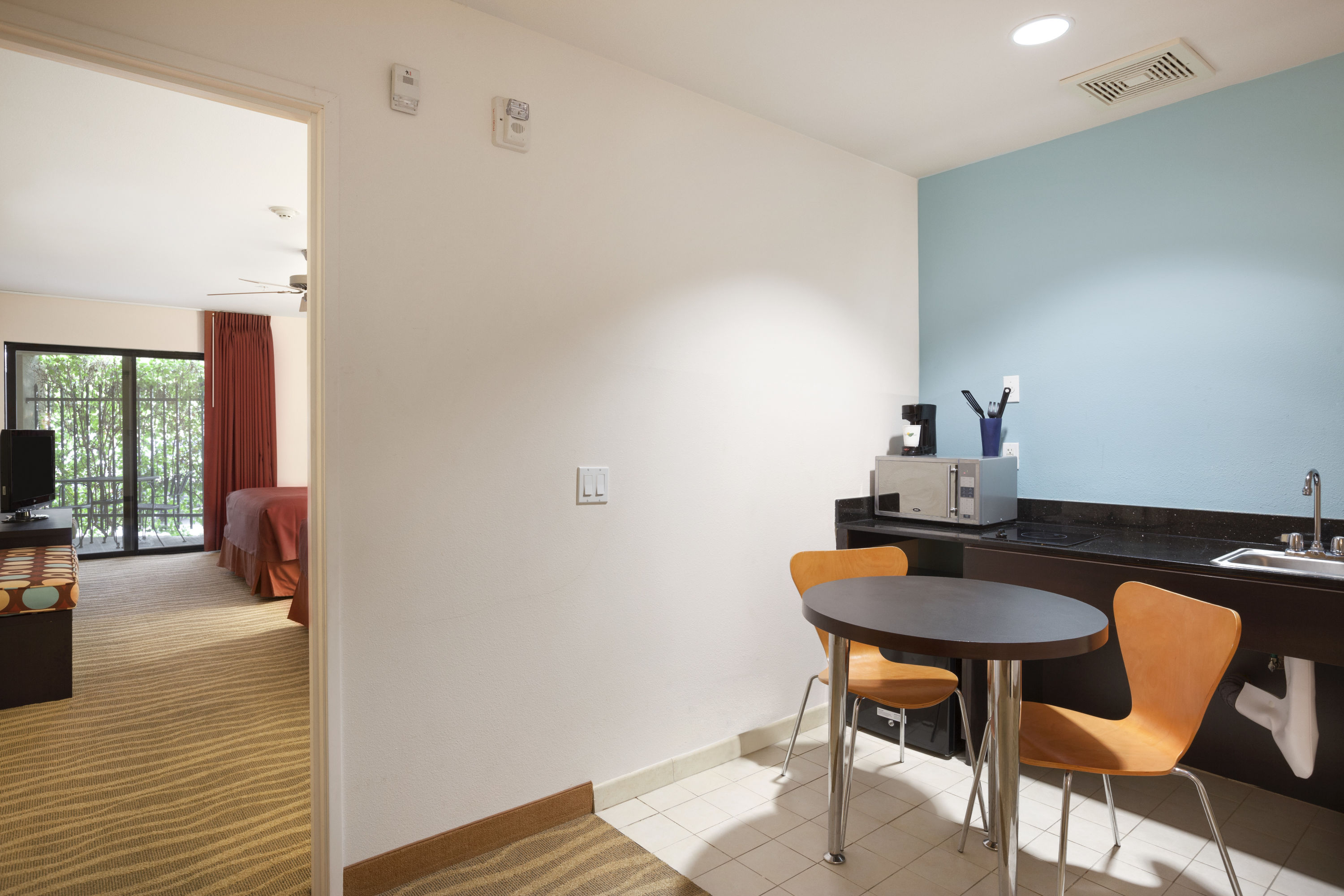 Super 8 By Wyndham Indio Indio Ca Hotels