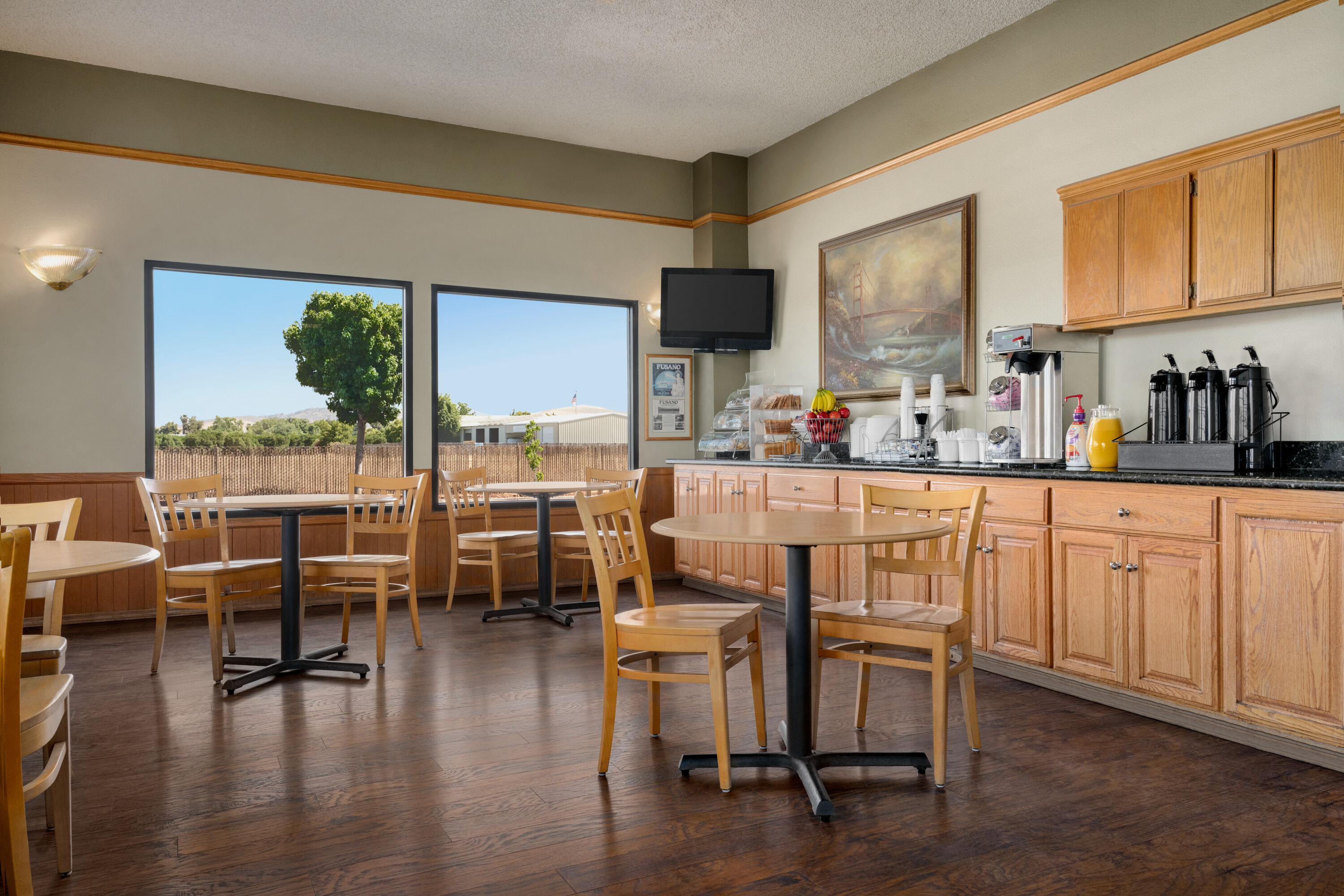 Free breakfast at Super 8 by Wyndham Lindsay Olive Tree in Lindsay, California