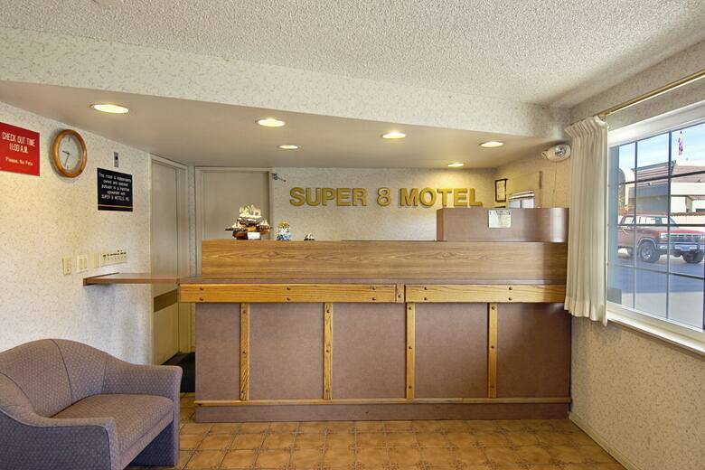 Super 8 Marysville/Yuba City Area hotel lobby in Marysville, California
