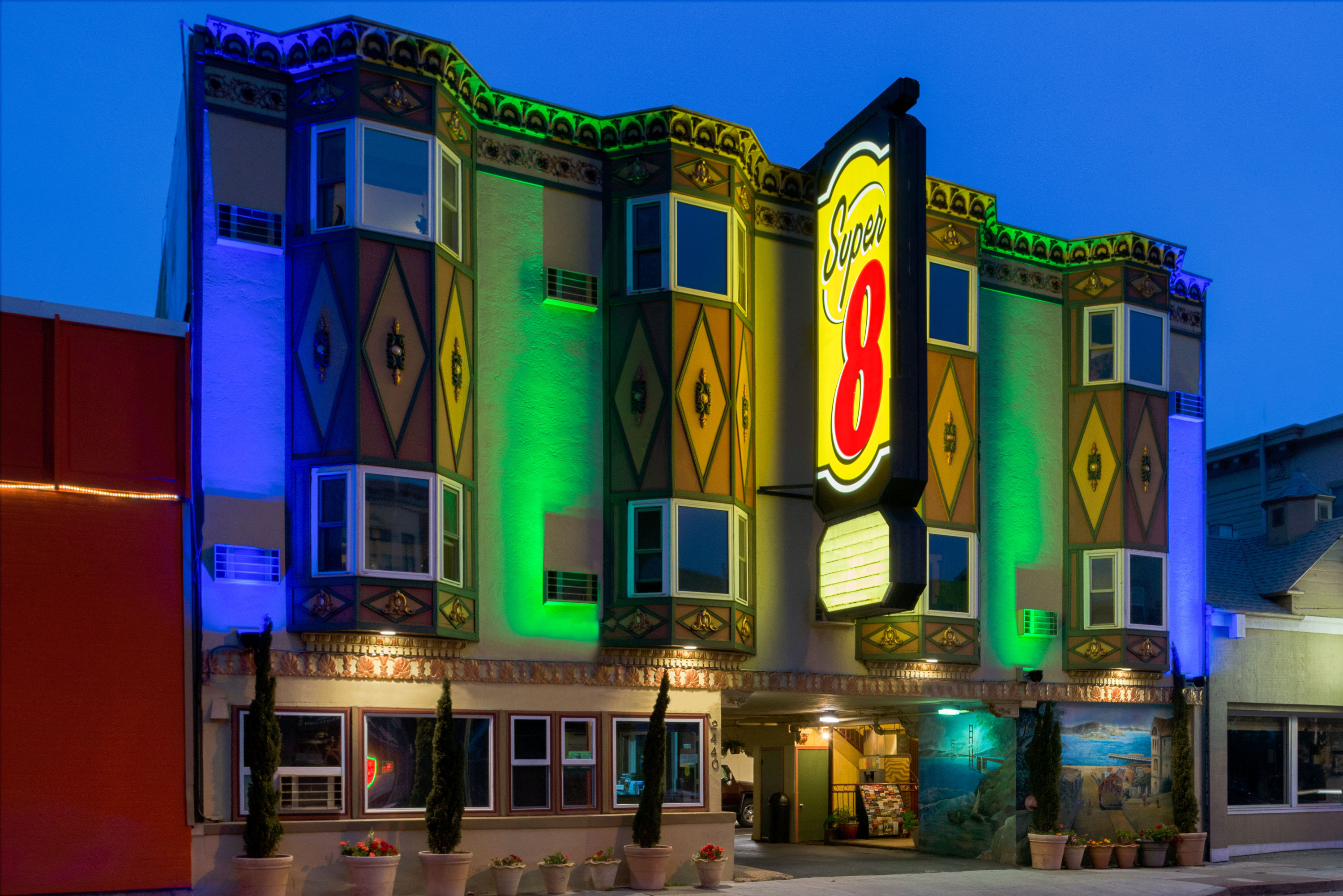 Super 8 By Wyndham San Francisco Near The Marina San