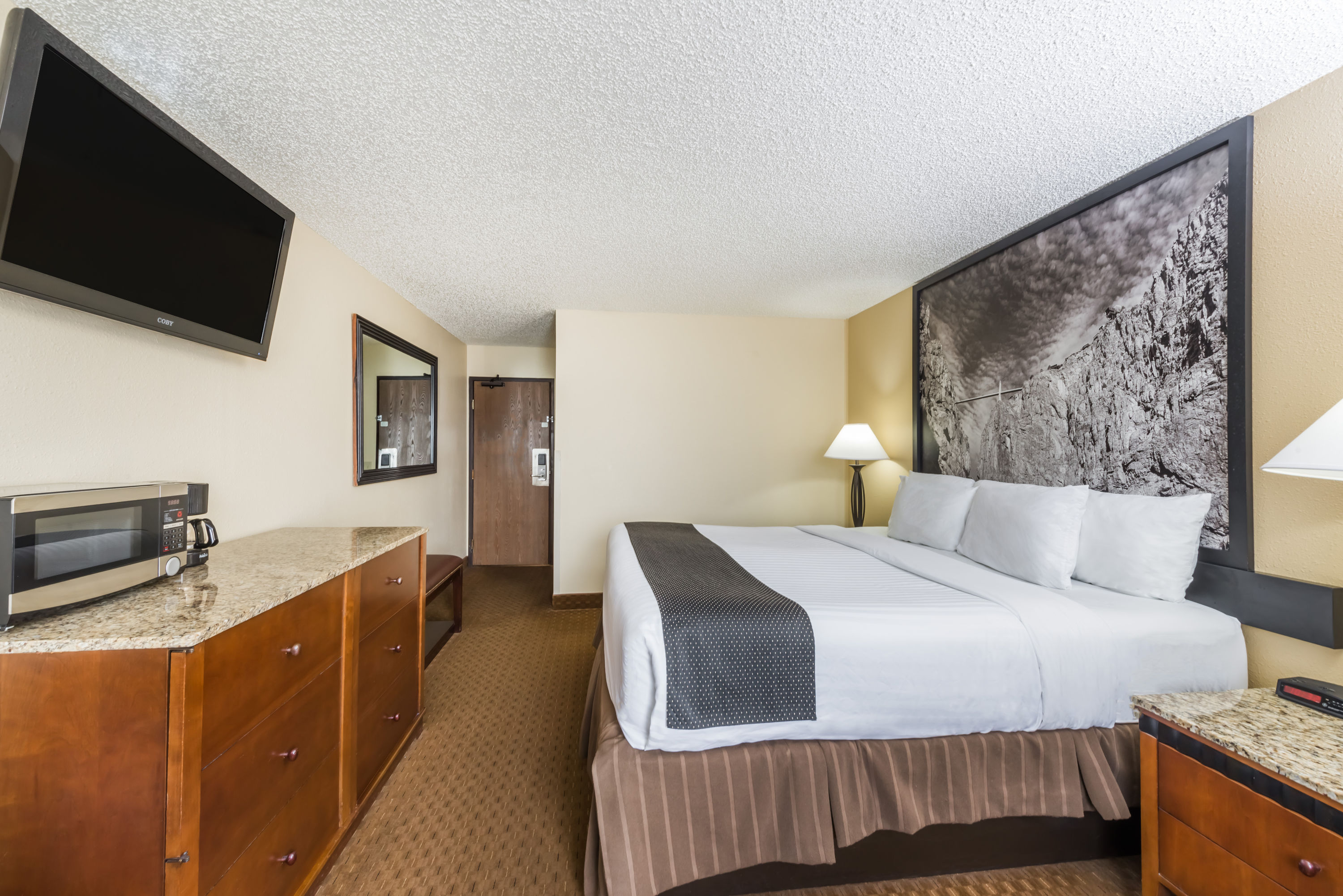 Super 8 by Wyndham Canon City Canon City, CO Hotels