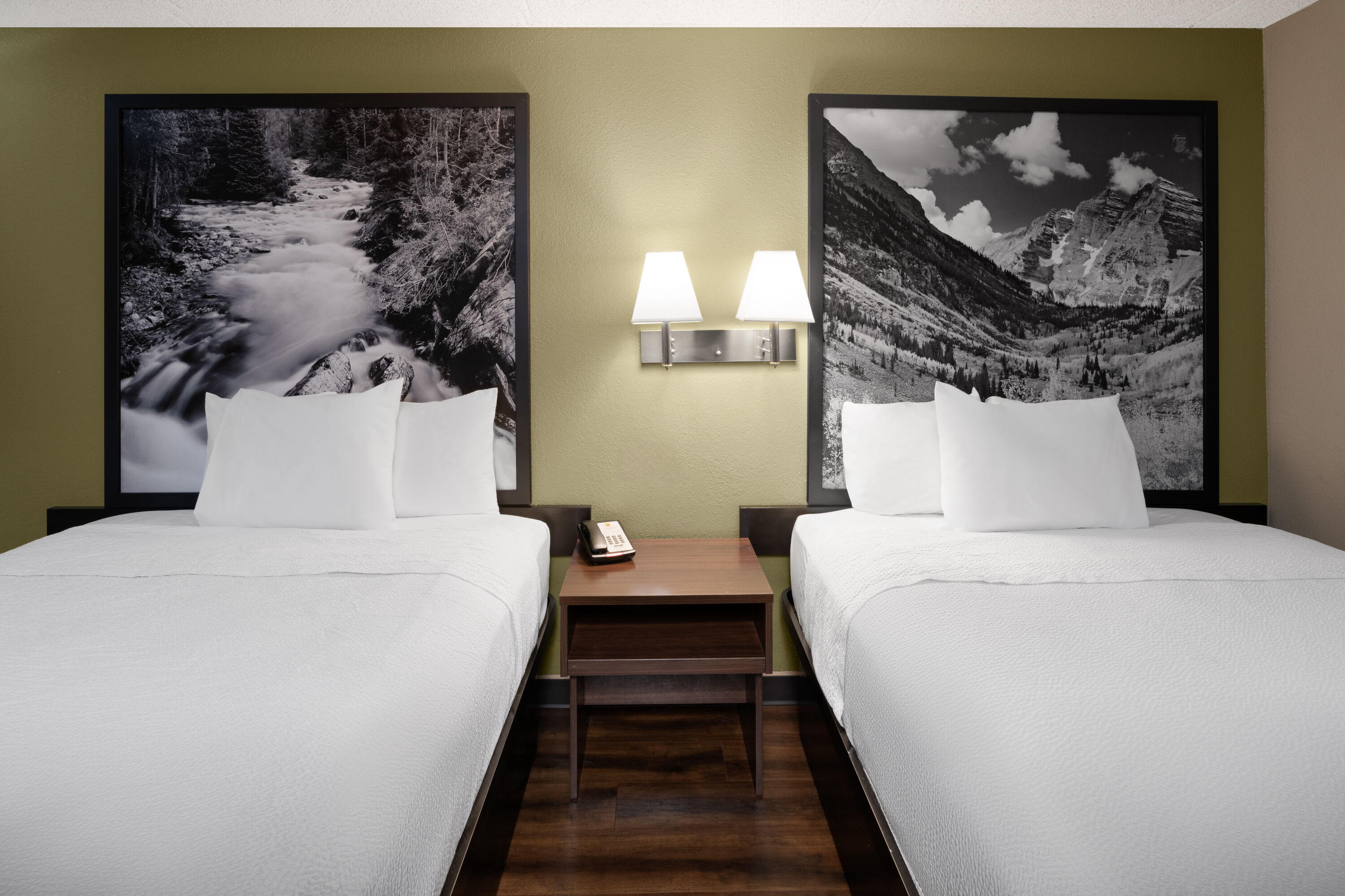 Guest room at the Super 8 by Wyndham Colo. Sprs. Garden Of The Gods in Colorado Springs, Colorado