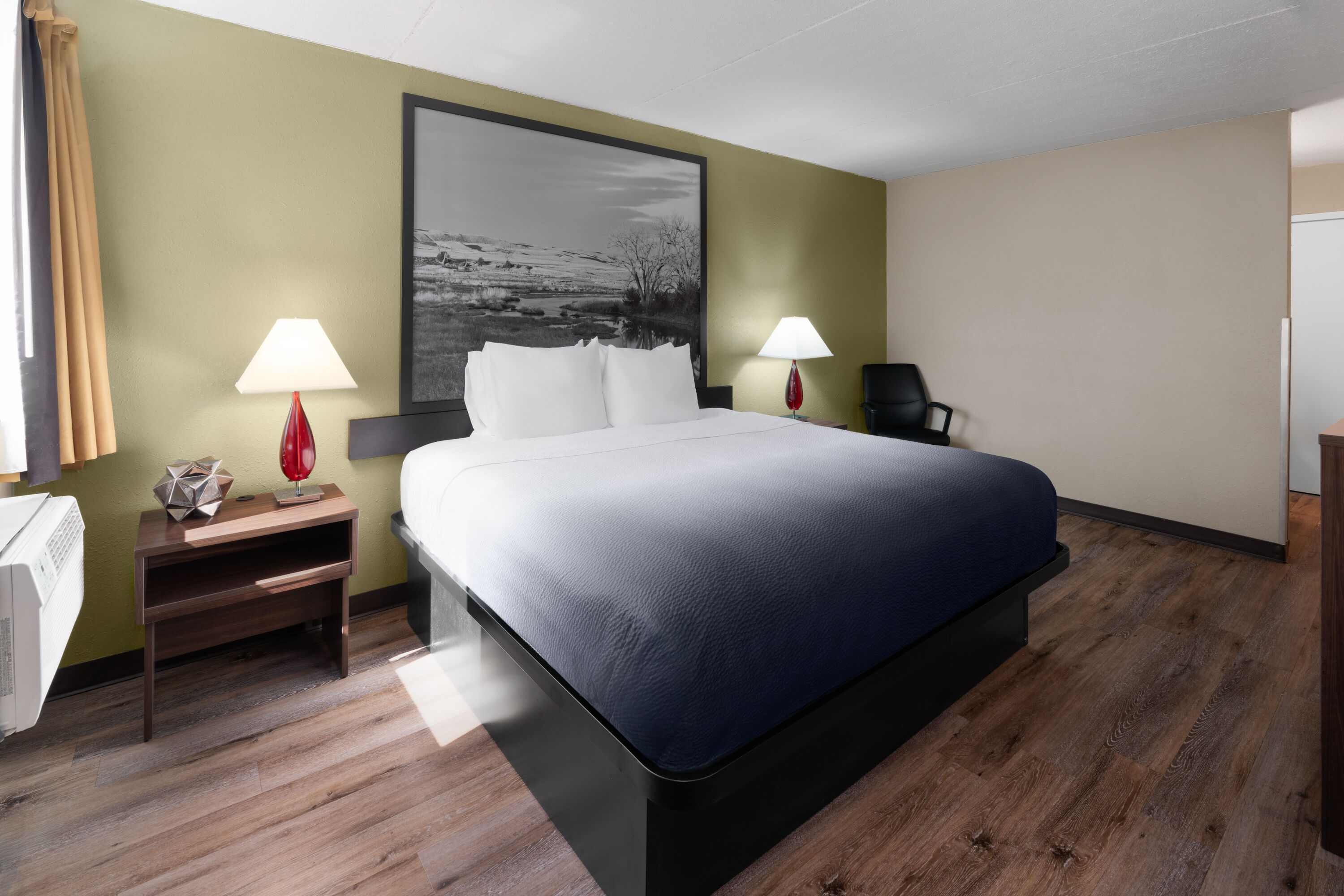 Guest room at the Super 8 by Wyndham Colo. Sprs. Garden Of The Gods in Colorado Springs, Colorado