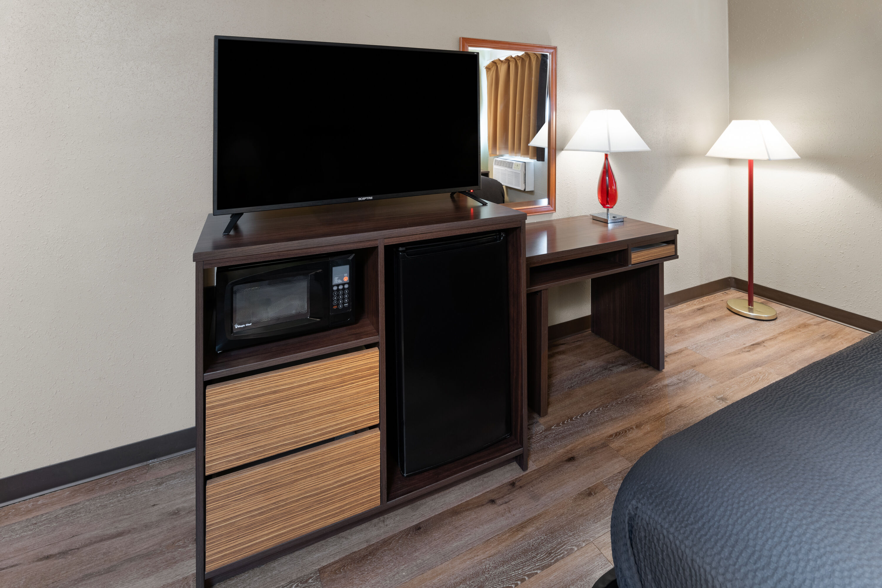 Guest room at the Super 8 by Wyndham Colo. Sprs. Garden Of The Gods in Colorado Springs, Colorado