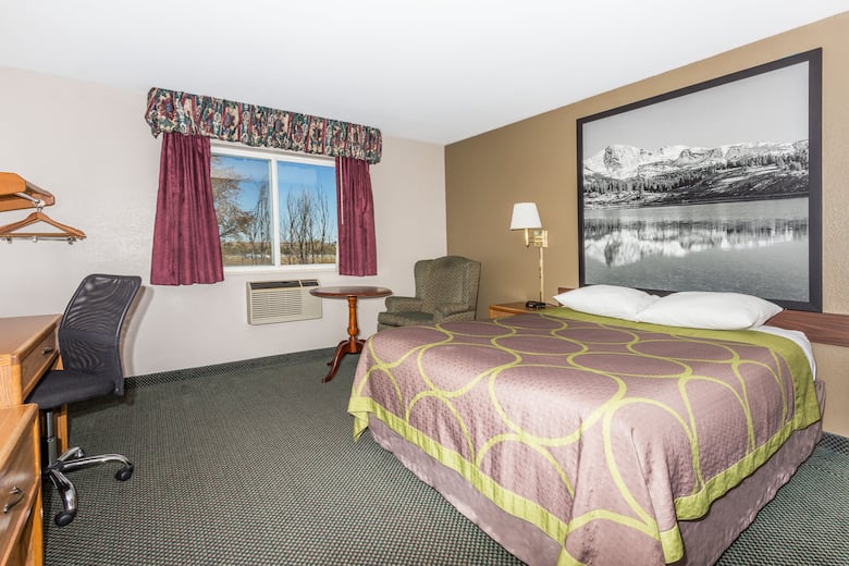 Guest room at the Super 8 Ft. Morgan in Fort Morgan, Colorado