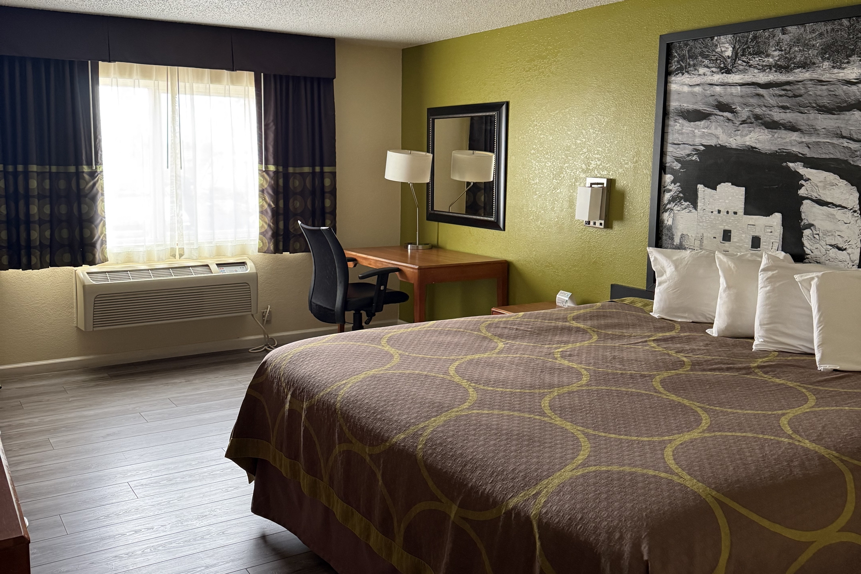 Guest room at the Super 8 by Wyndham Fountain in Fountain, Colorado