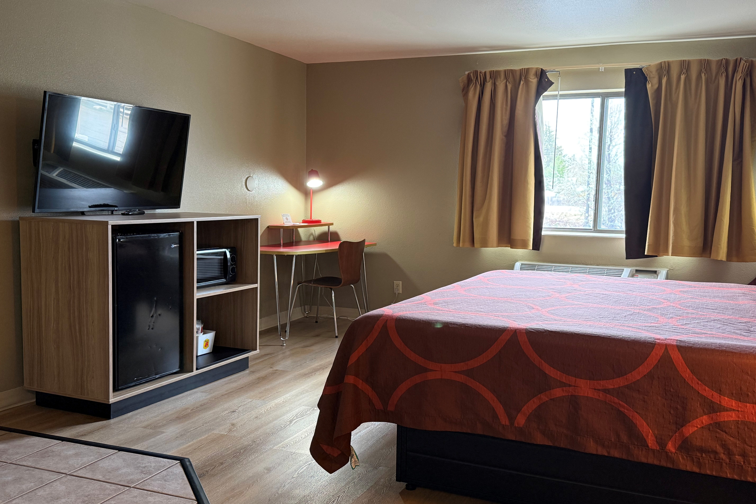Guest room at the Super 8 by Wyndham Kremmling in Kremmling, Colorado