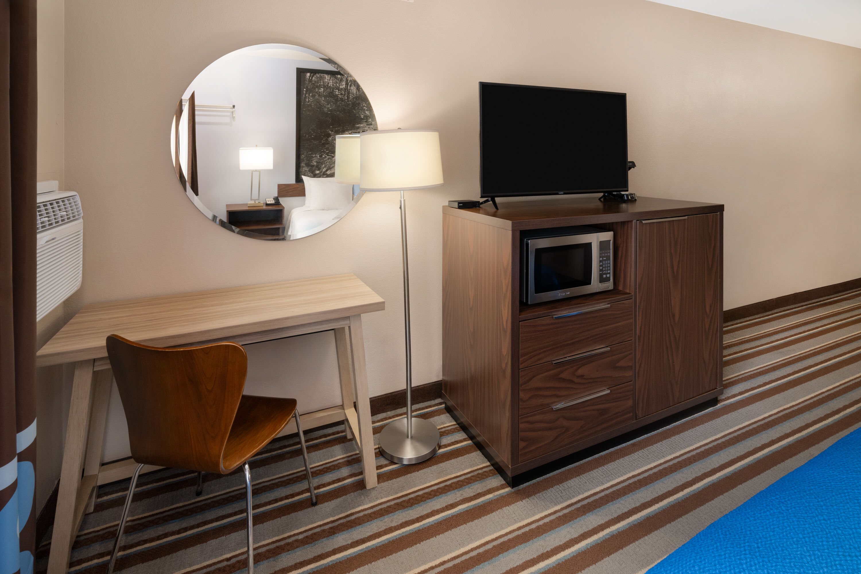 Guest room at the Super 8 by Wyndham Longmont/Twin Peaks in Longmont, Colorado