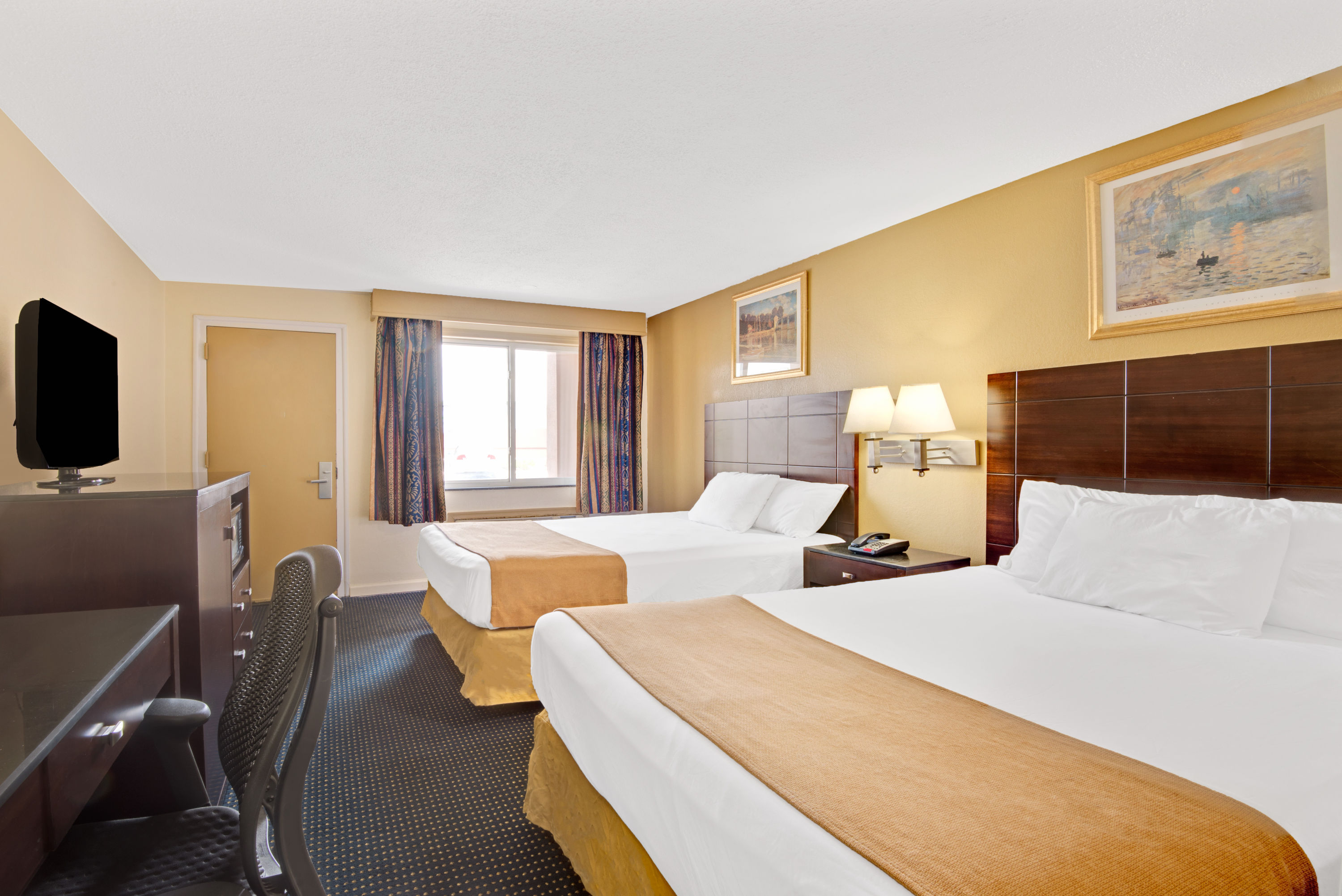 Super 8 By Wyndham Milford New Haven Milford Ct Hotels