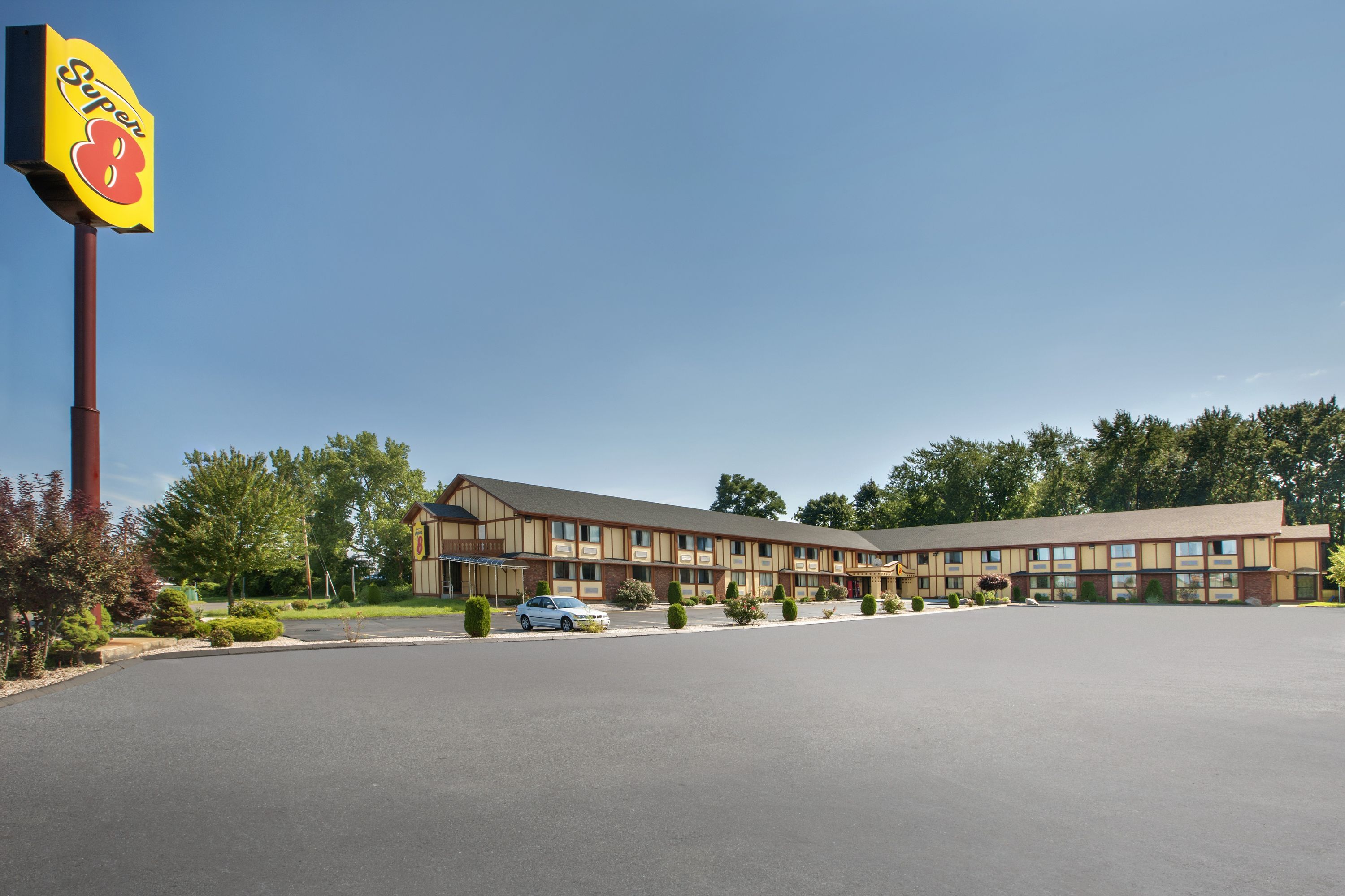 Super 8 by Wyndham West Haven West Haven, CT Hotels