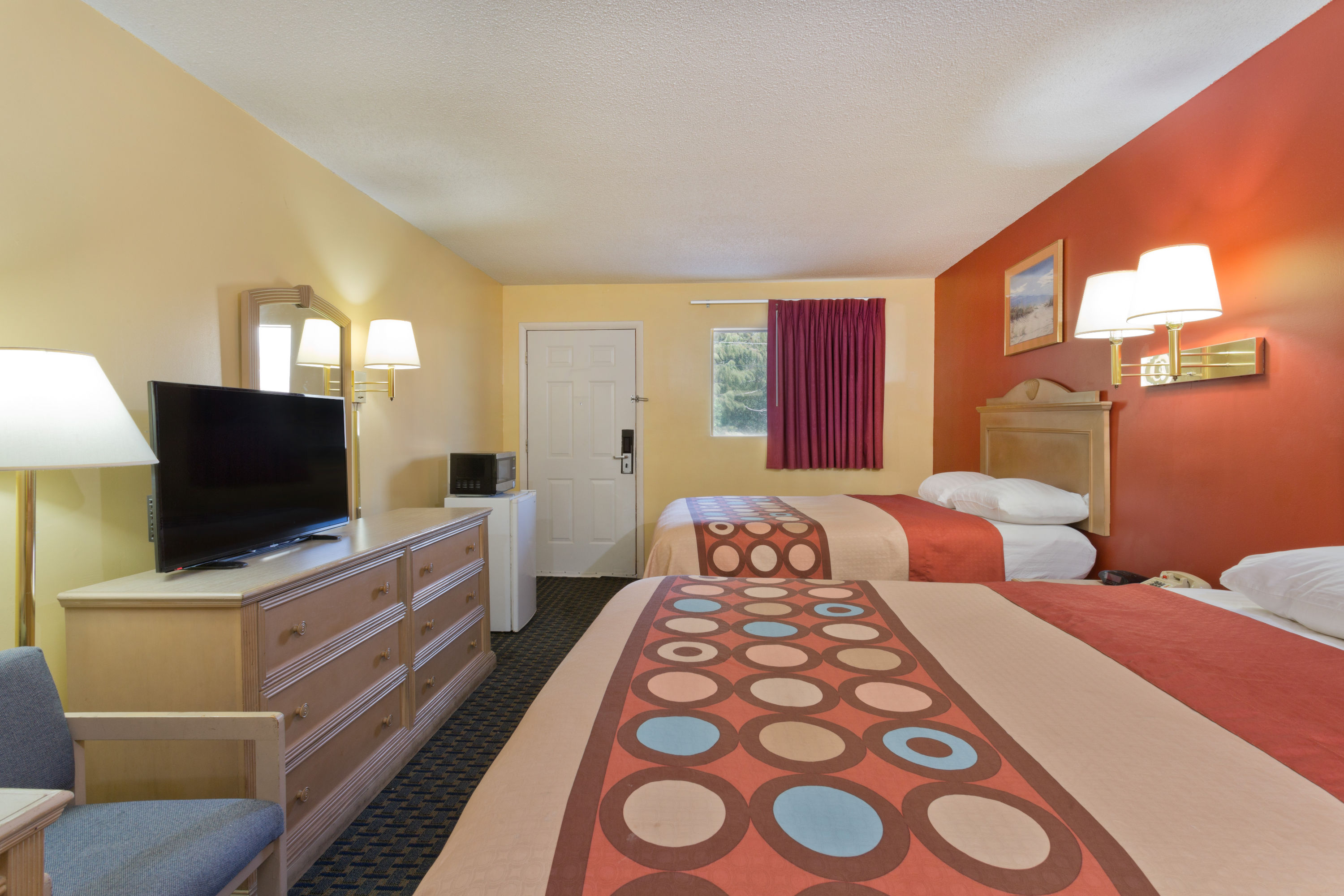Super 8 By Wyndham Chipley Chipley Fl Hotels