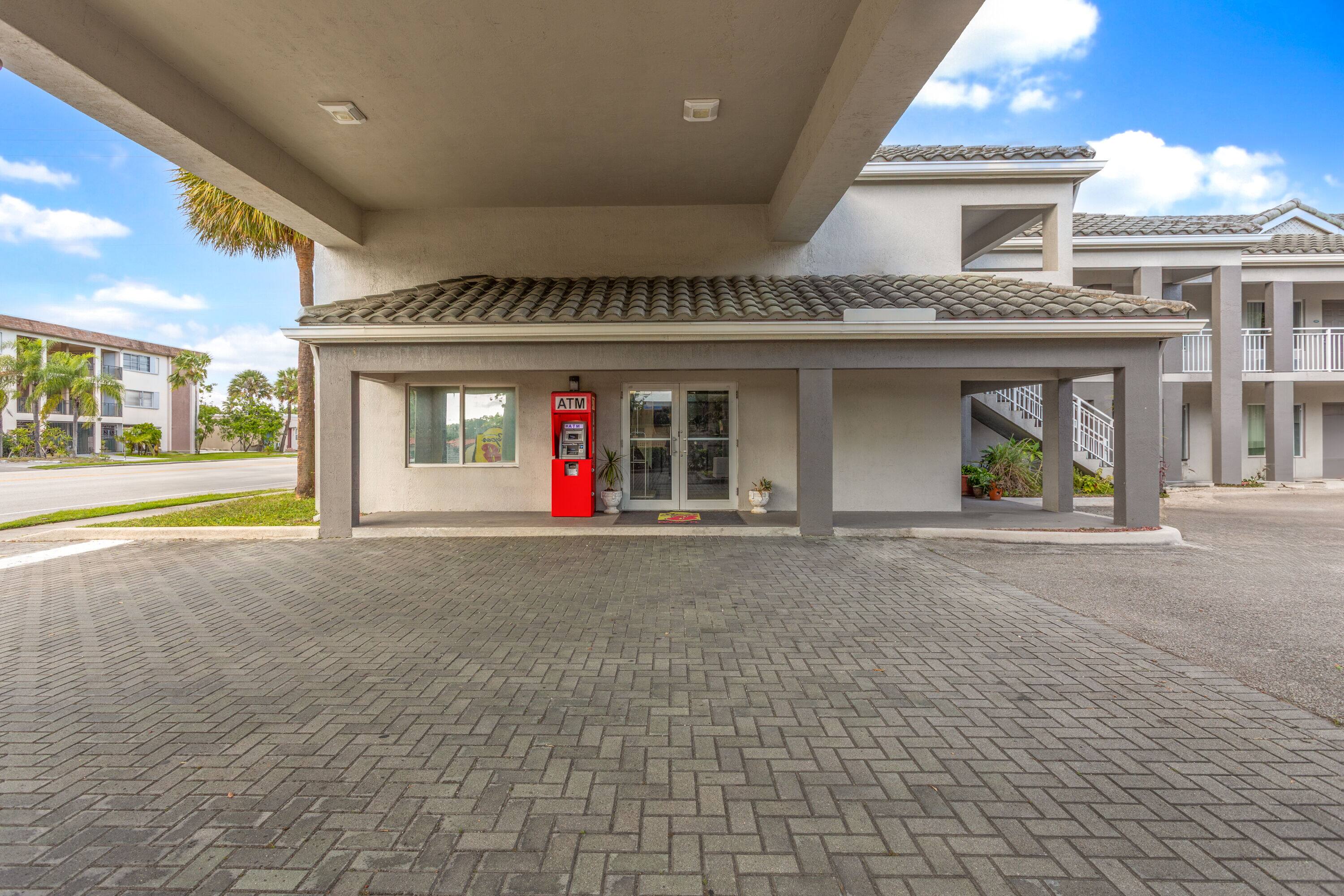 Super 8 by Wyndham Dania/Fort Lauderdale Arpt | Dania, FL Hotels