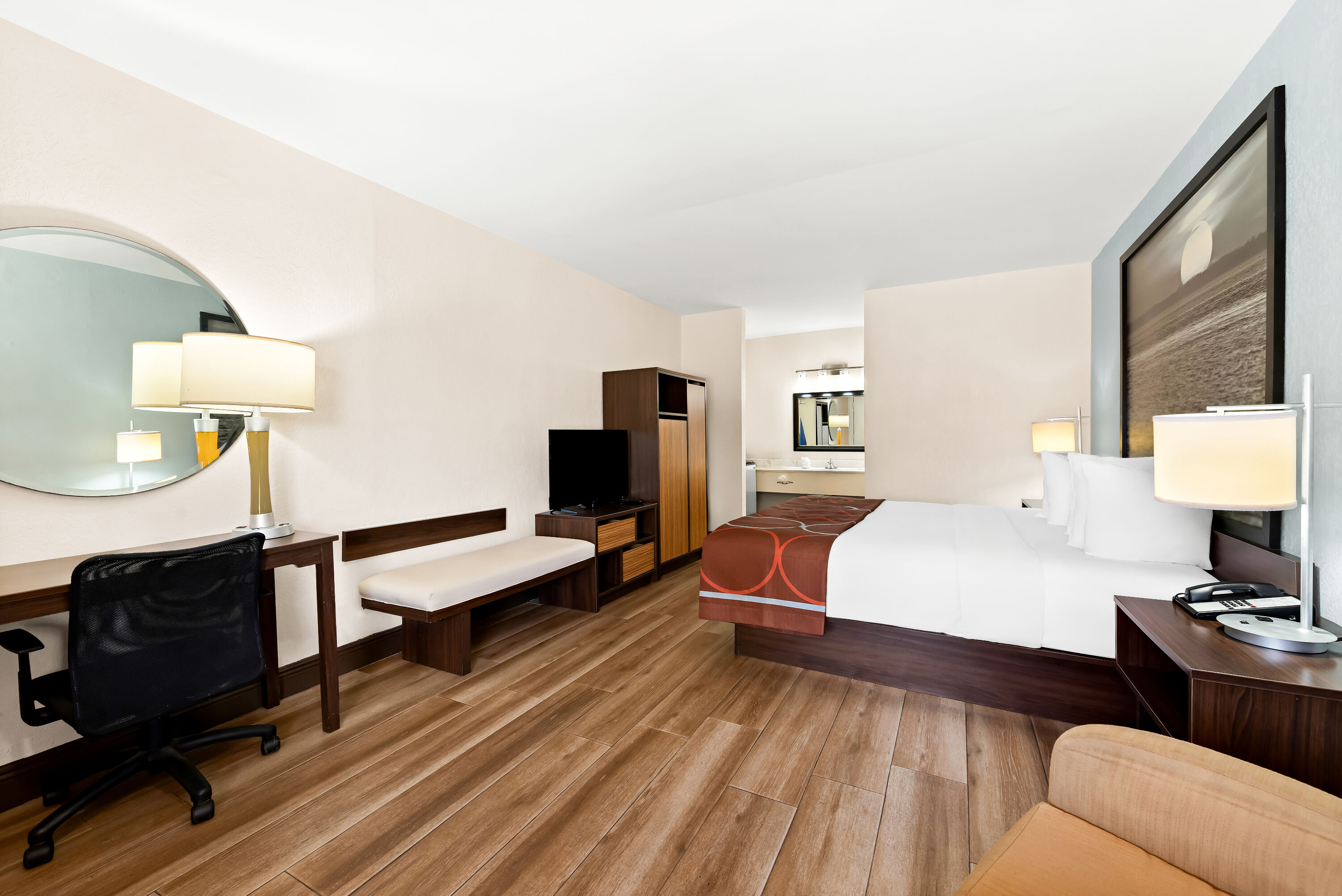 King bed guest room at the Super 8 by Wyndham Florida City/Gateway to Keys/Everglades in Florida City, Florida