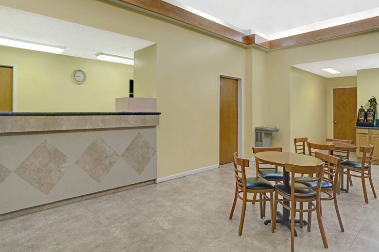 Super 8 Jacksonville South hotel lobby in Jacksonville, Florida