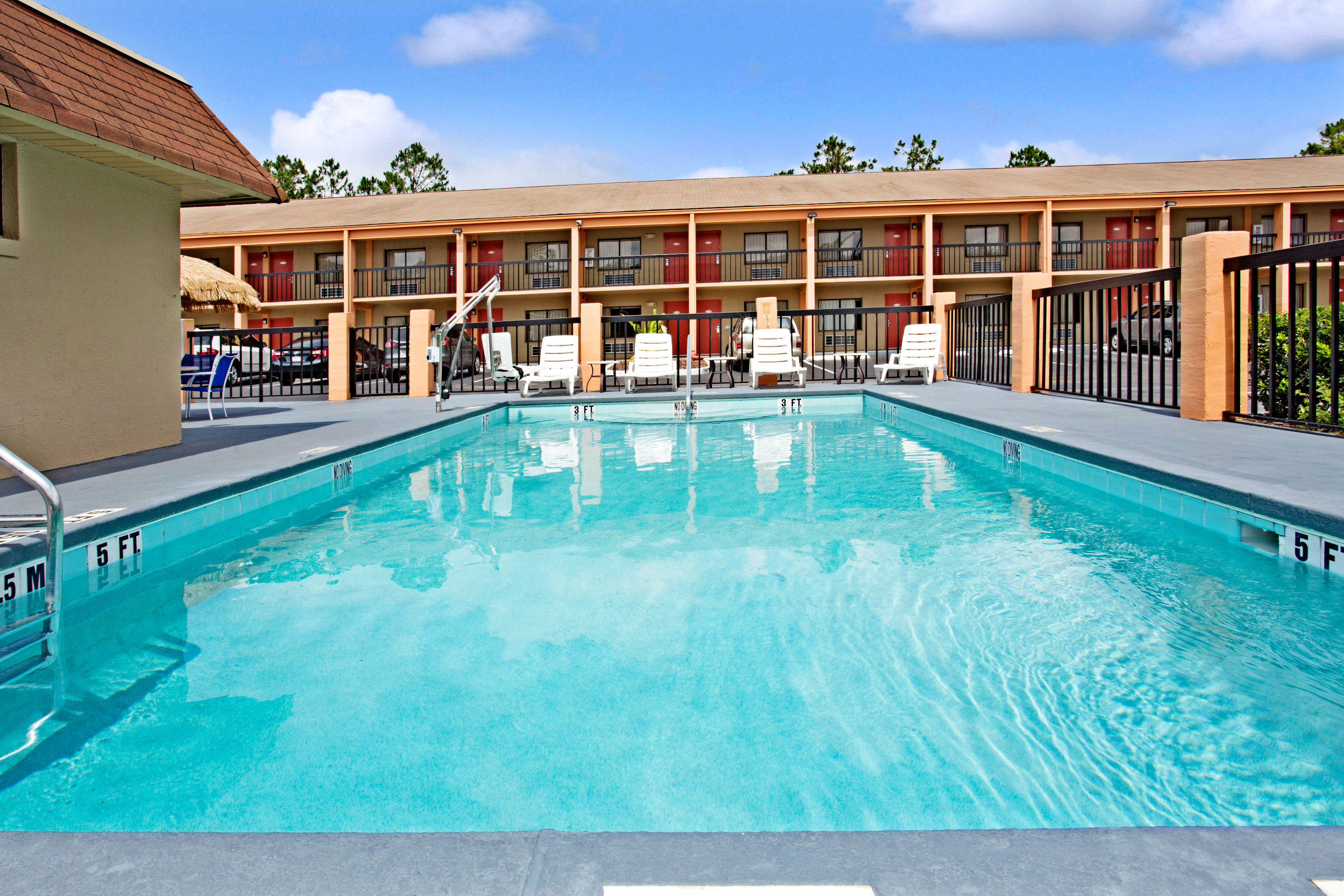 Super 8 by Wyndham Kissimmee/Maingate/Orlando Area | Kissimmee, FL Hotels