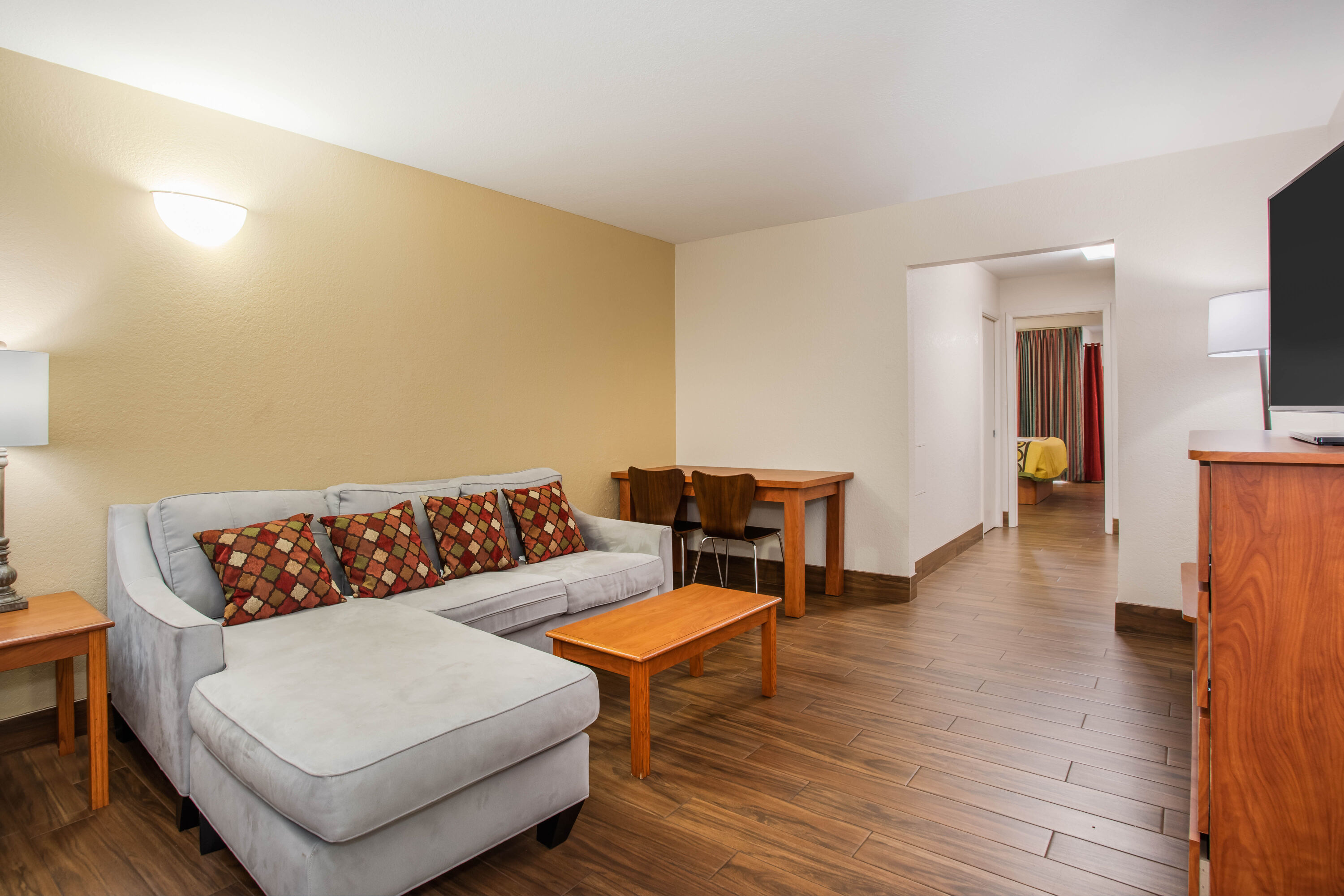 Super 8 by Wyndham North Palm Beach suite in North Palm Beach, Florida