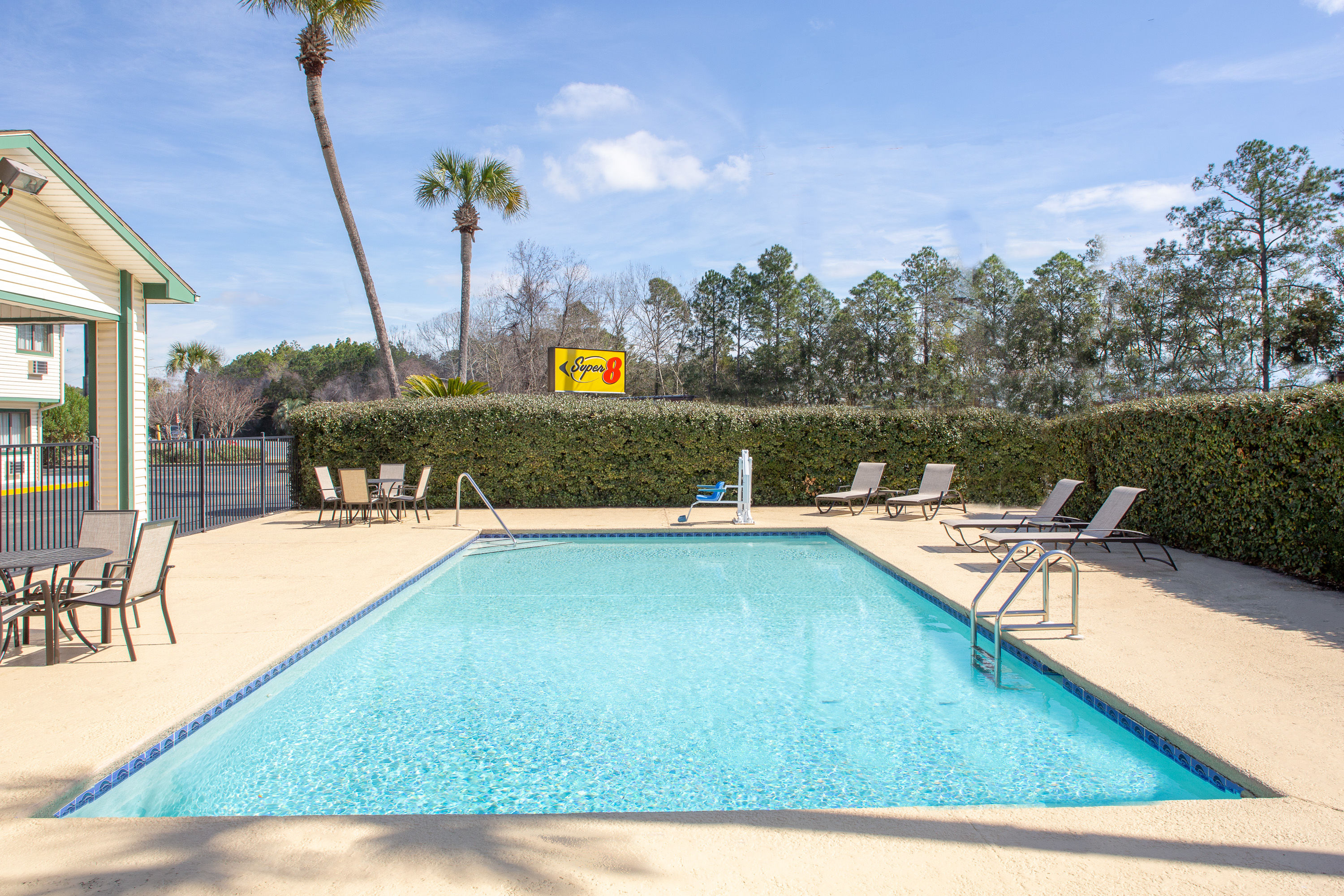 Super 8 By Wyndham Panama City Panama City Fl Hotels
