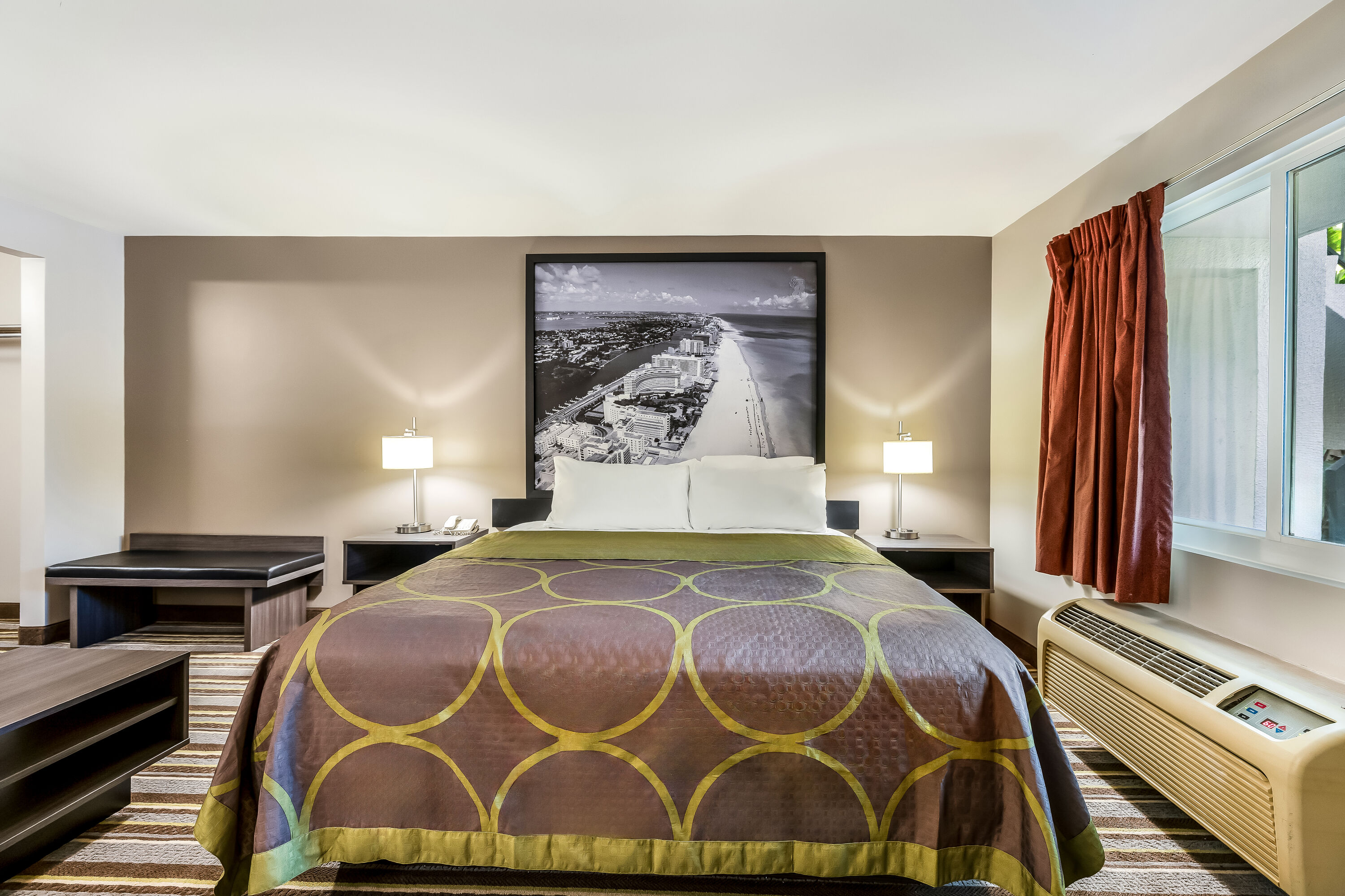 Super 8 by Wyndham Riviera Beach West Palm Beach suite in Riviera Beach, Florida