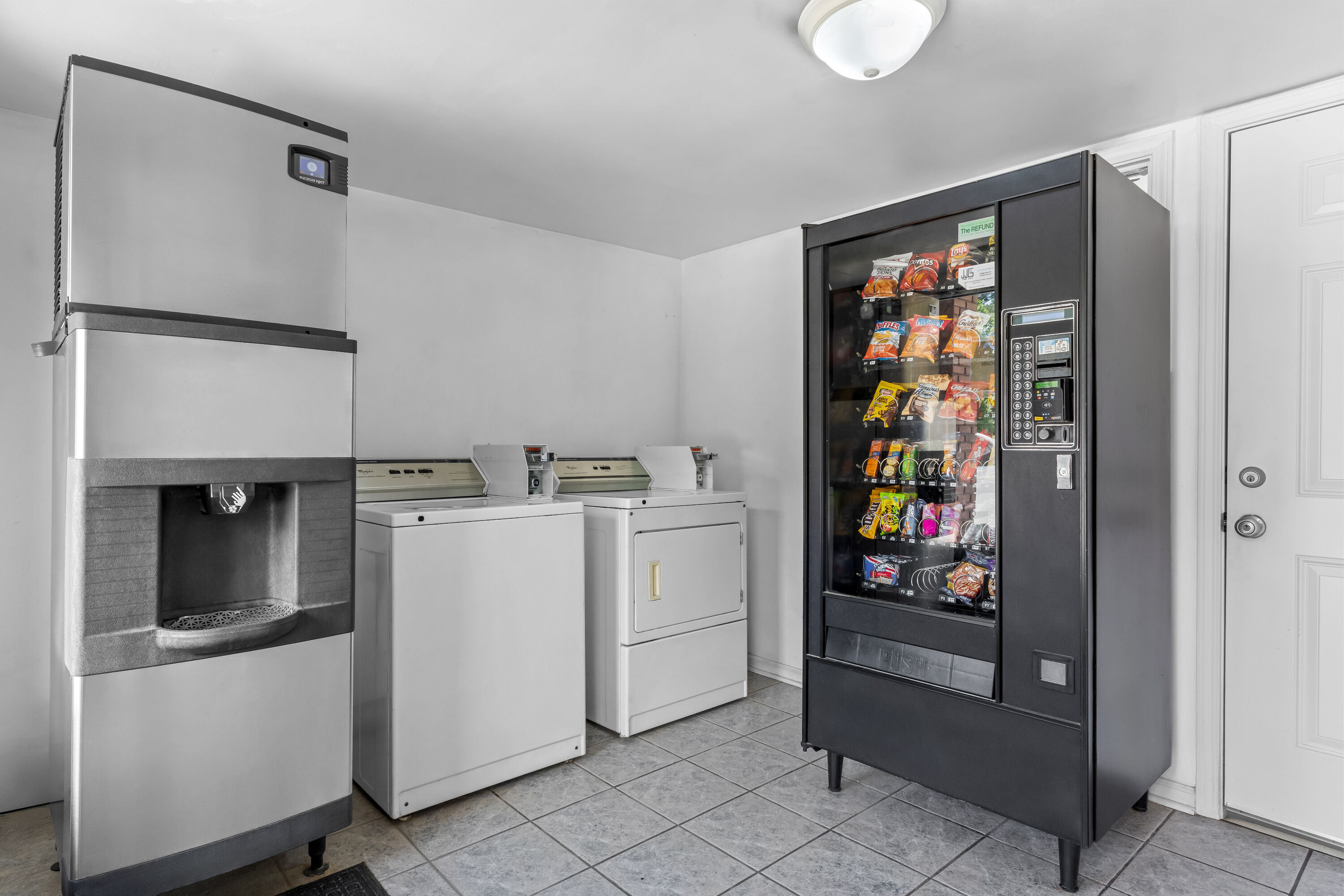 Laundry facilities at Super 8 by Wyndham Acworth/Atlanta Area in Acworth, Georgia