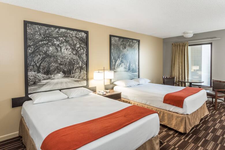 Super 8 Adel Hotels Ga 31620 Guest Room At The Super 8 Adel In Georgia