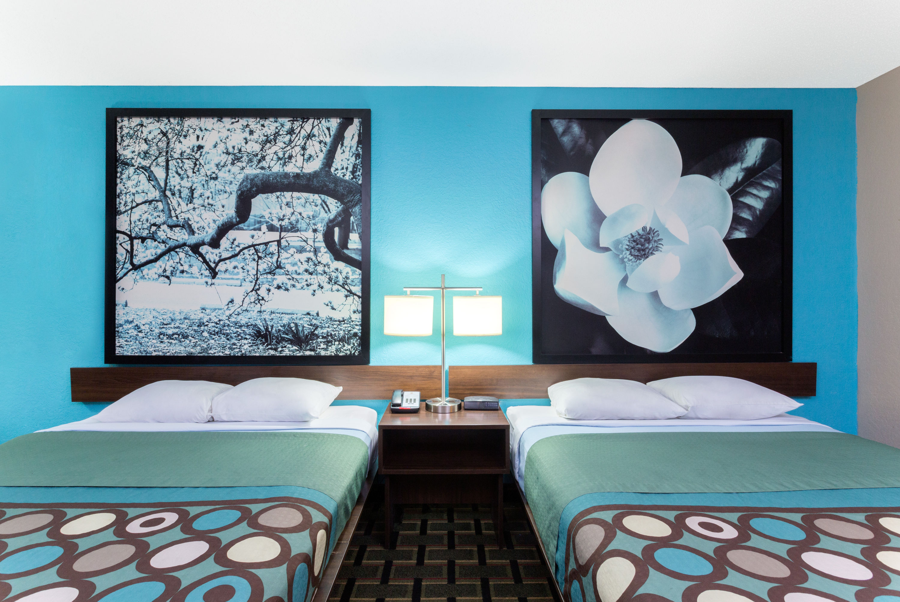 Guest room at the Super 8 by Wyndham Brunswick South/I-95 in Brunswick, Georgia