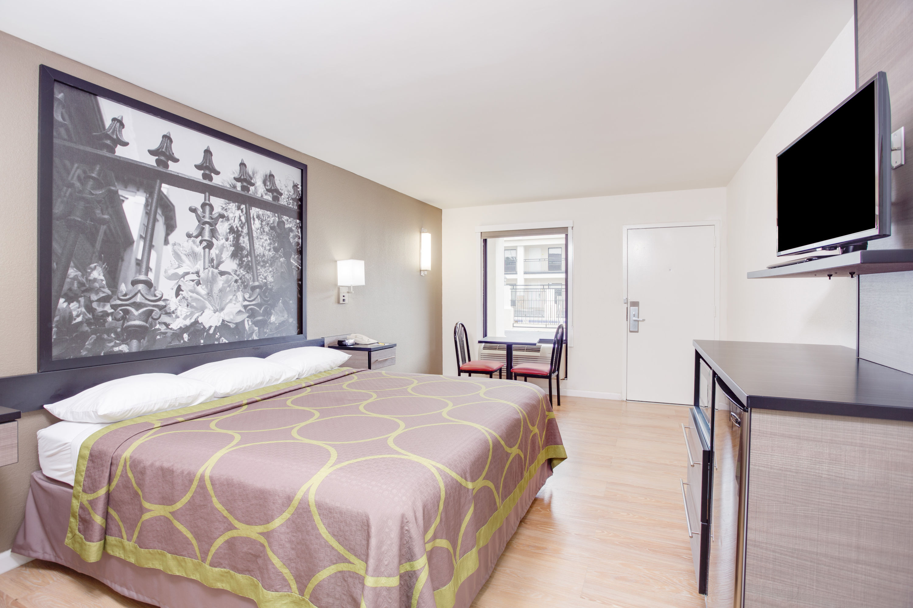 Guest room at the Super 8 by Wyndham Dalton in Dalton, Georgia