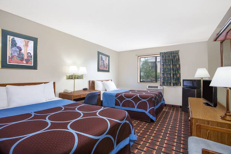 Guest room at the Super 8 Douglas in Douglas, Georgia