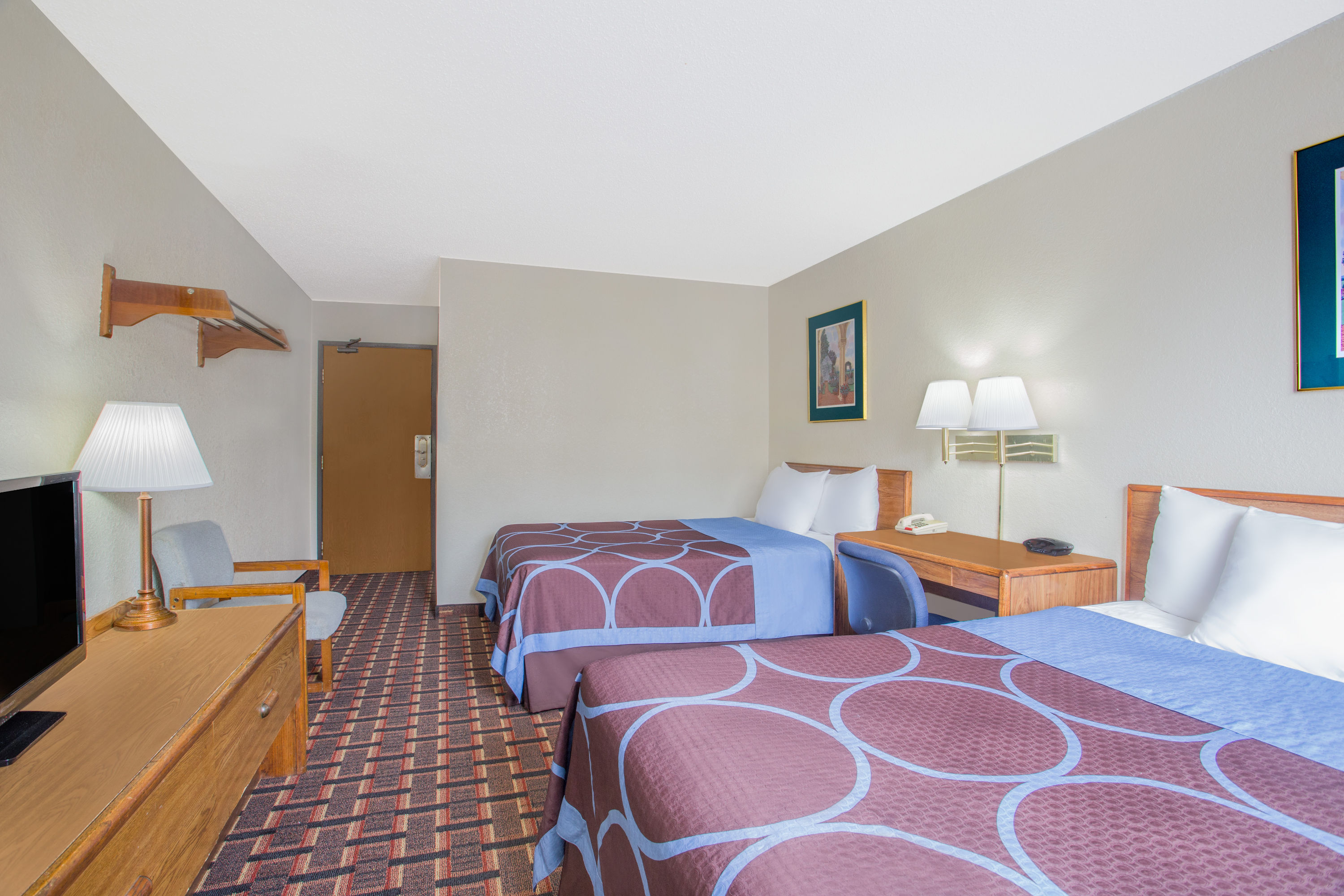 Guest room at the Super 8 by Wyndham Douglas in Douglas, Georgia