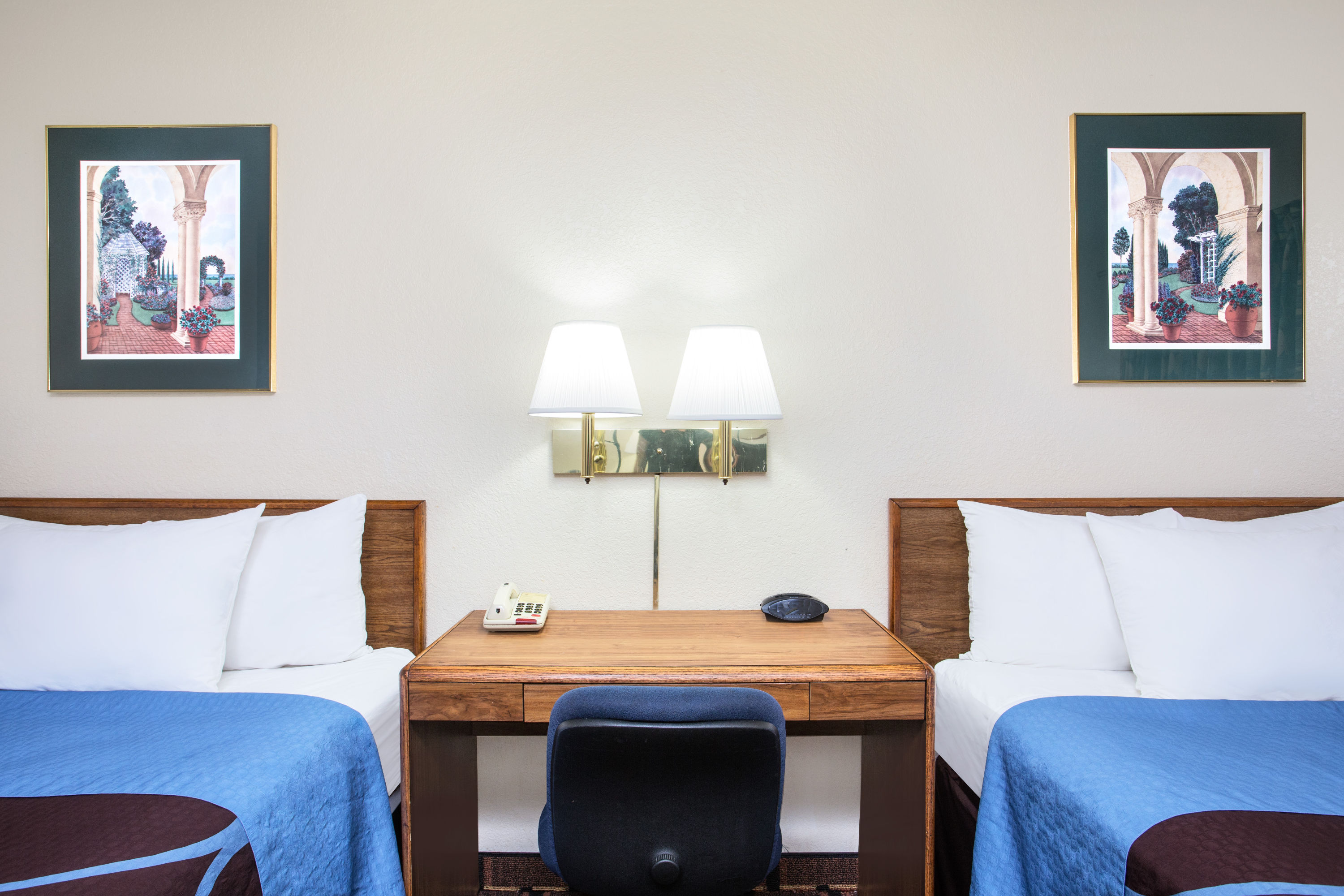 Guest room at the Super 8 by Wyndham Douglas in Douglas, Georgia