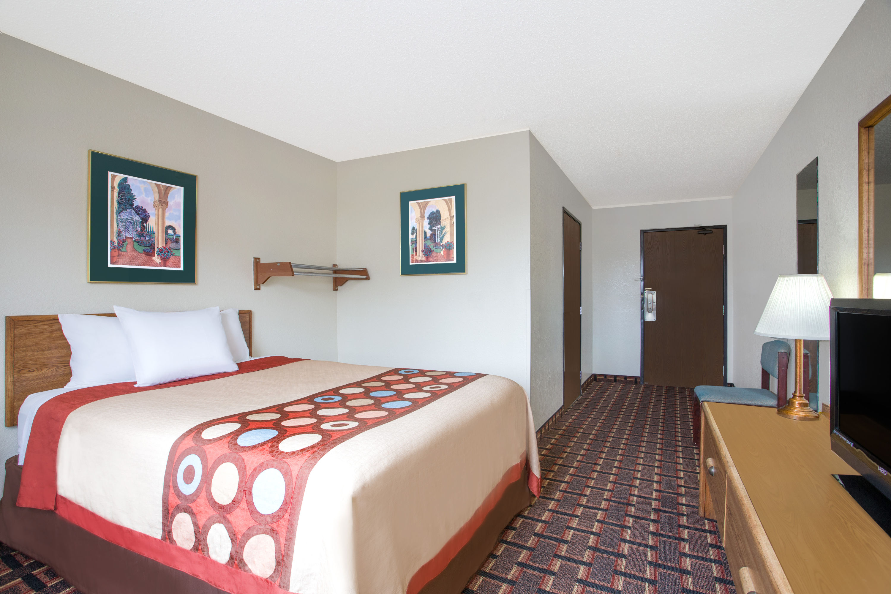 Guest room at the Super 8 by Wyndham Douglas in Douglas, Georgia