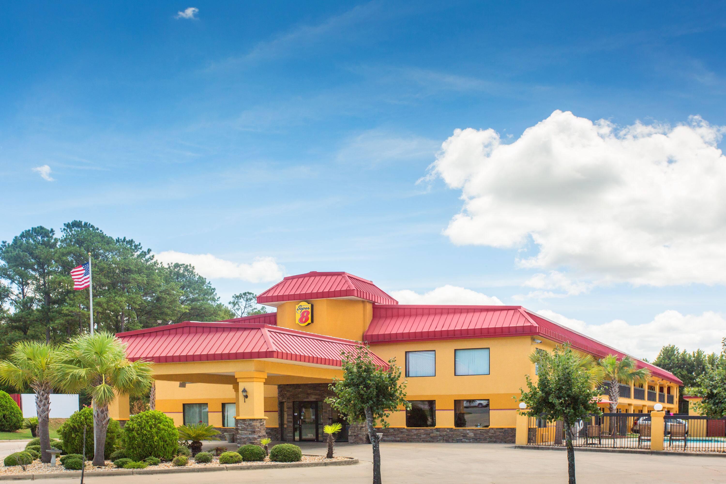 Super 8 By Wyndham Dublin Ga Hotels
