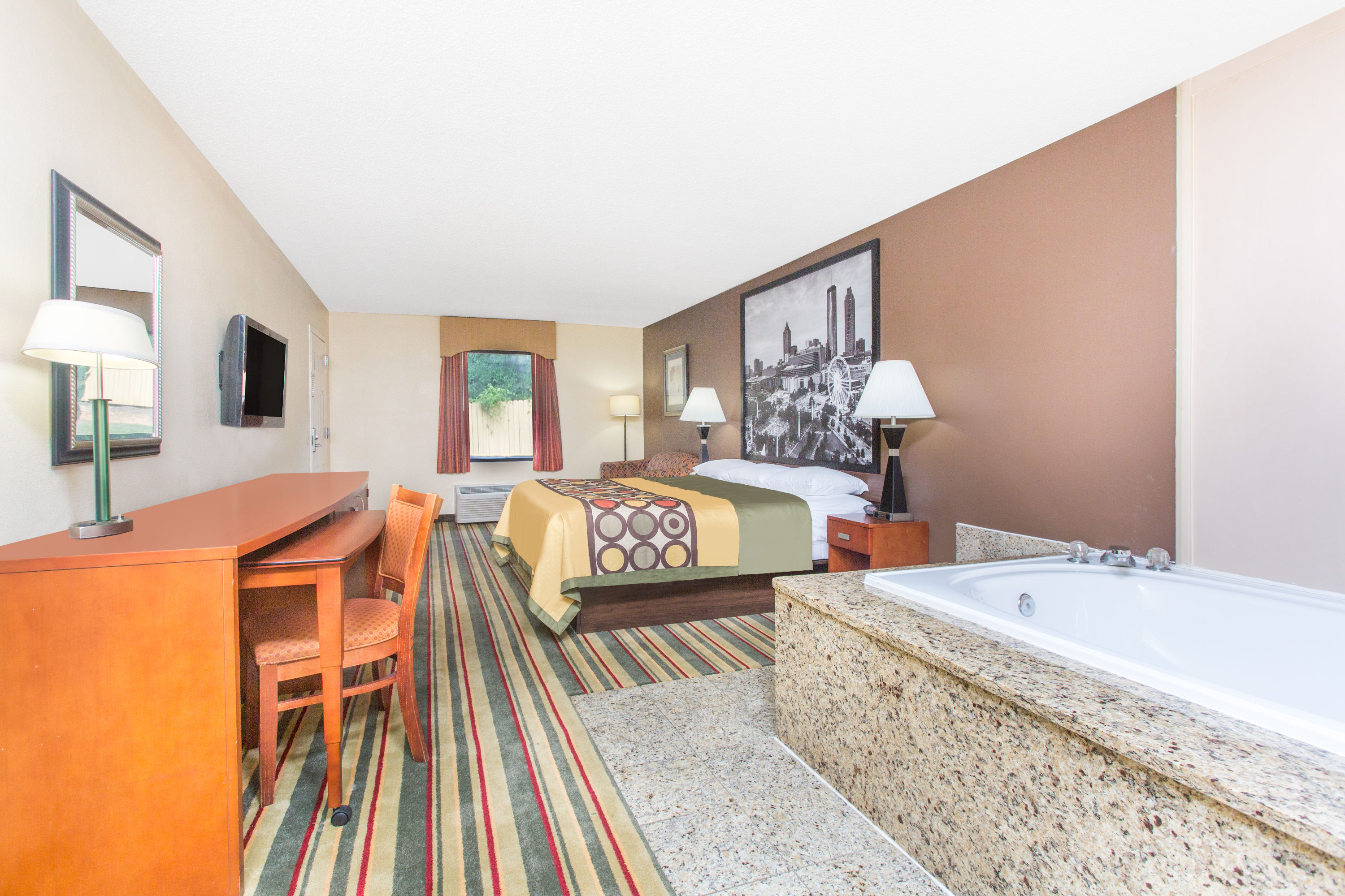 Super 8 by Wyndham Dublin suite in Dublin, Georgia