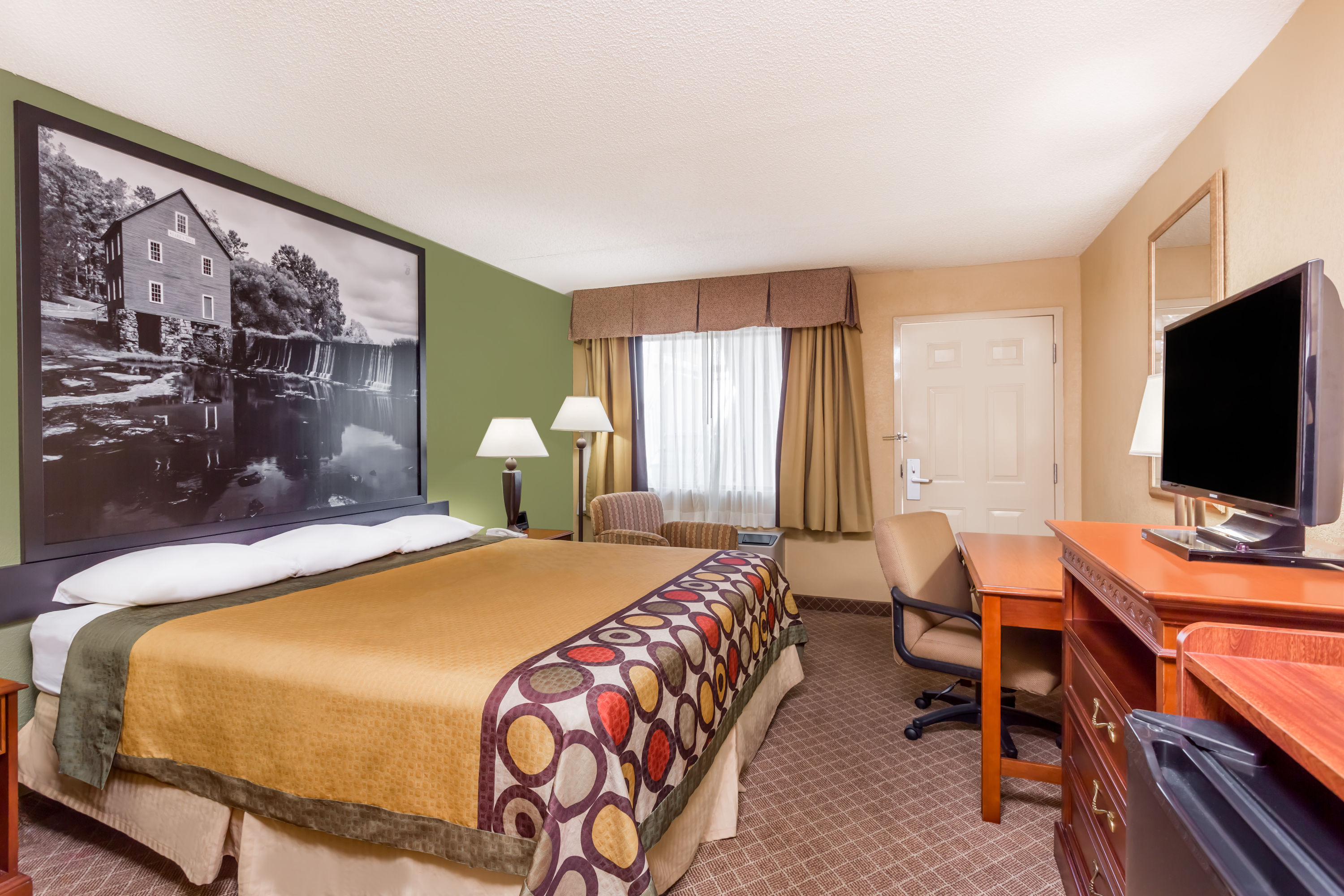 Super 8 By Wyndham Macon West Macon Ga Hotels