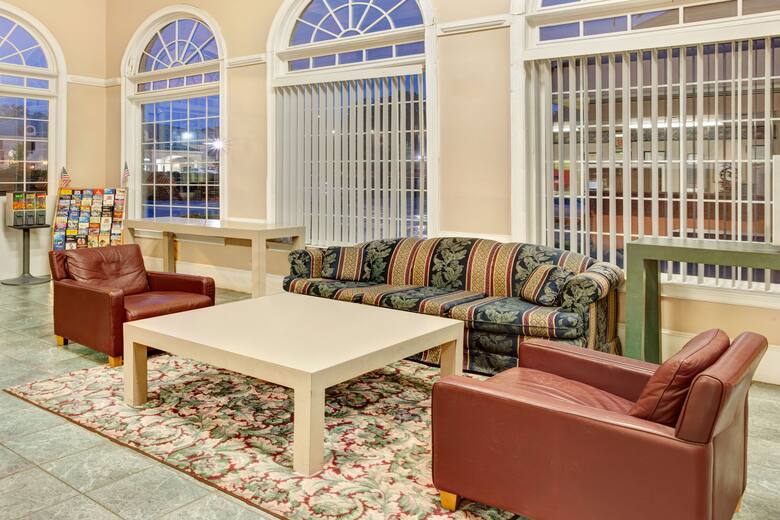 Super 8 Marietta/West/Atl Area hotel lobby in Marietta, Georgia