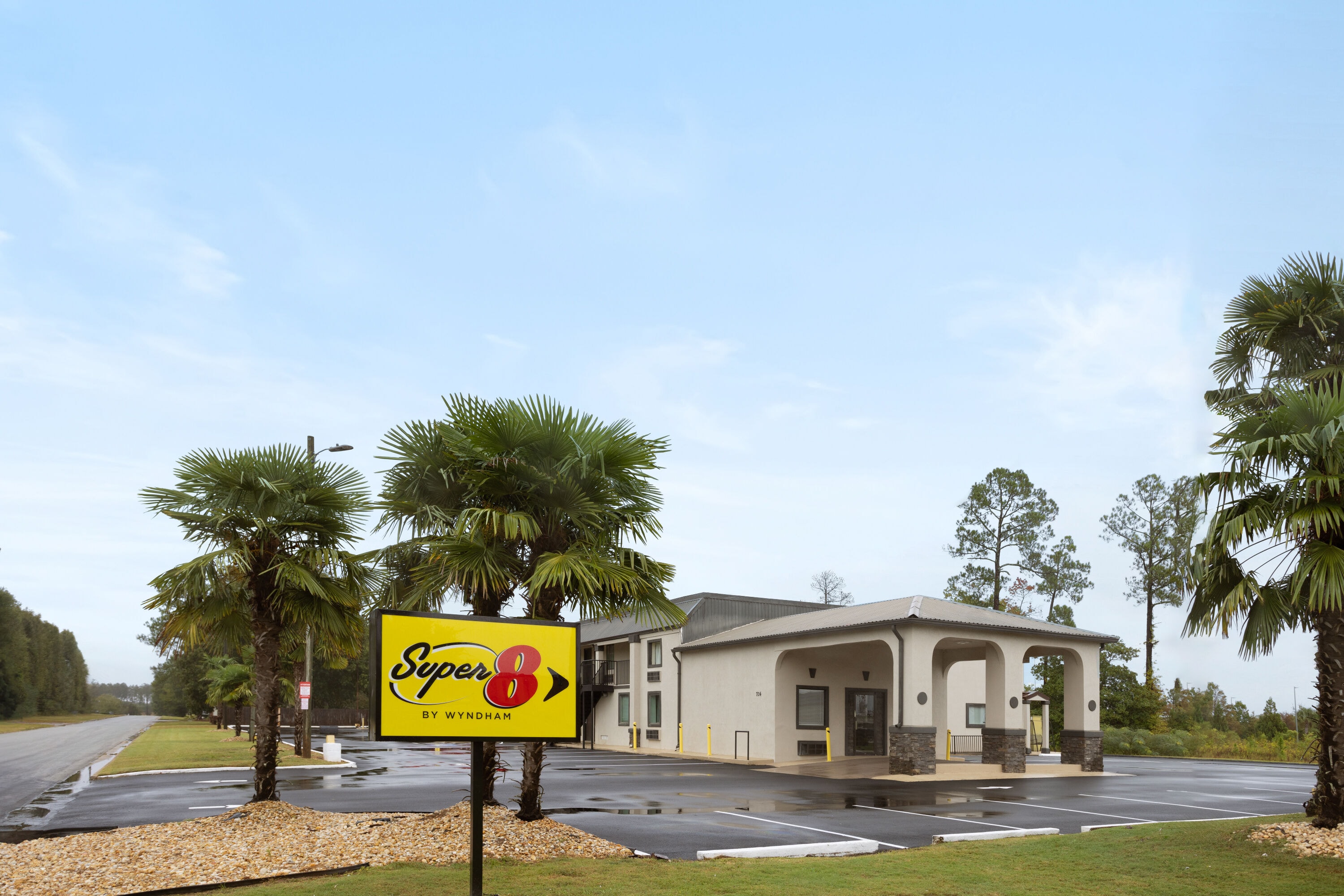 Super 8 by Wyndham Perry National Fairground Area I-75 | Perry, GA