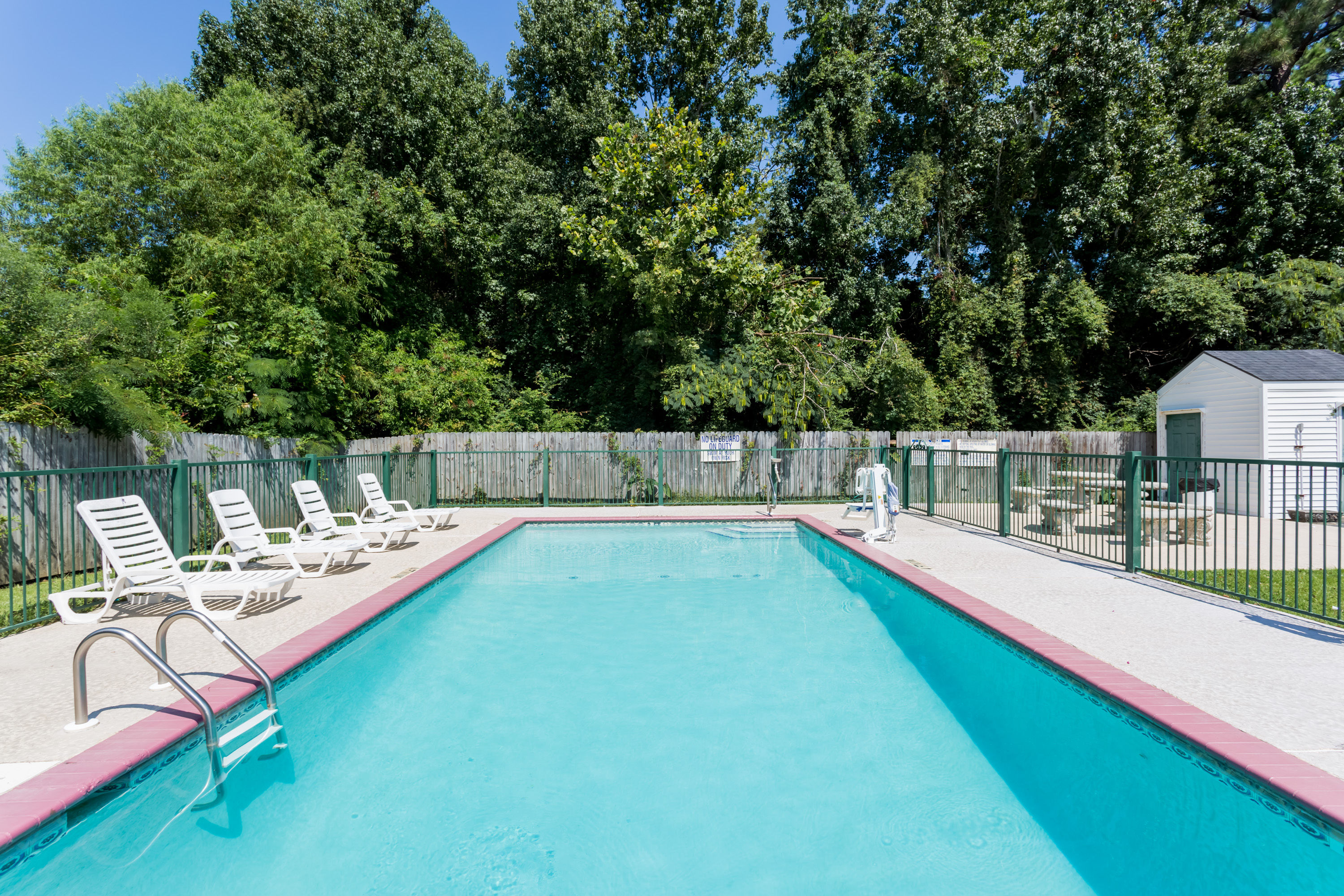 Super 8 By Wyndham Statesboro Statesboro Ga Hotels