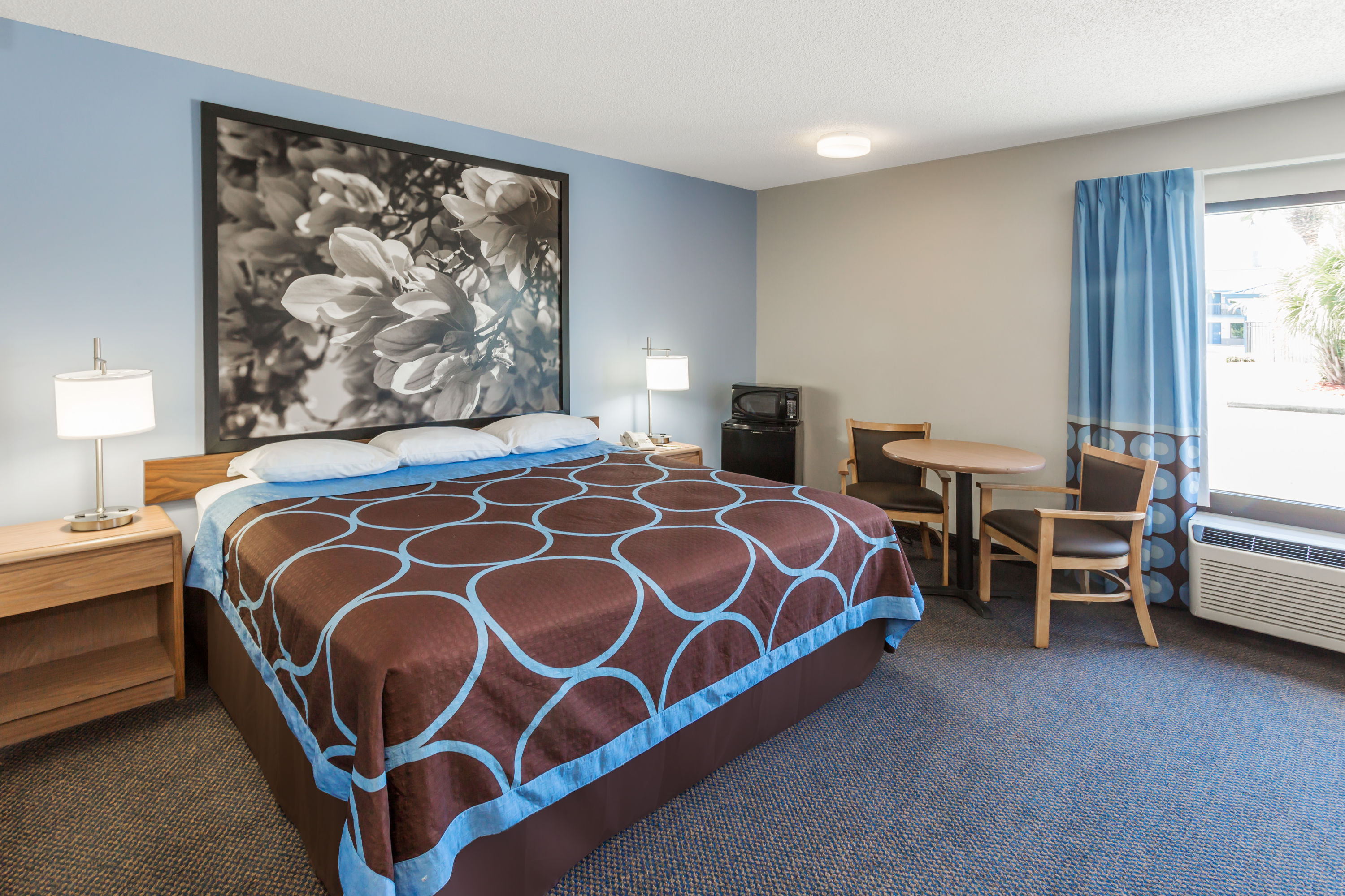 Guest room at the Super 8 by Wyndham Valdosta GA I-75 in Valdosta, Georgia