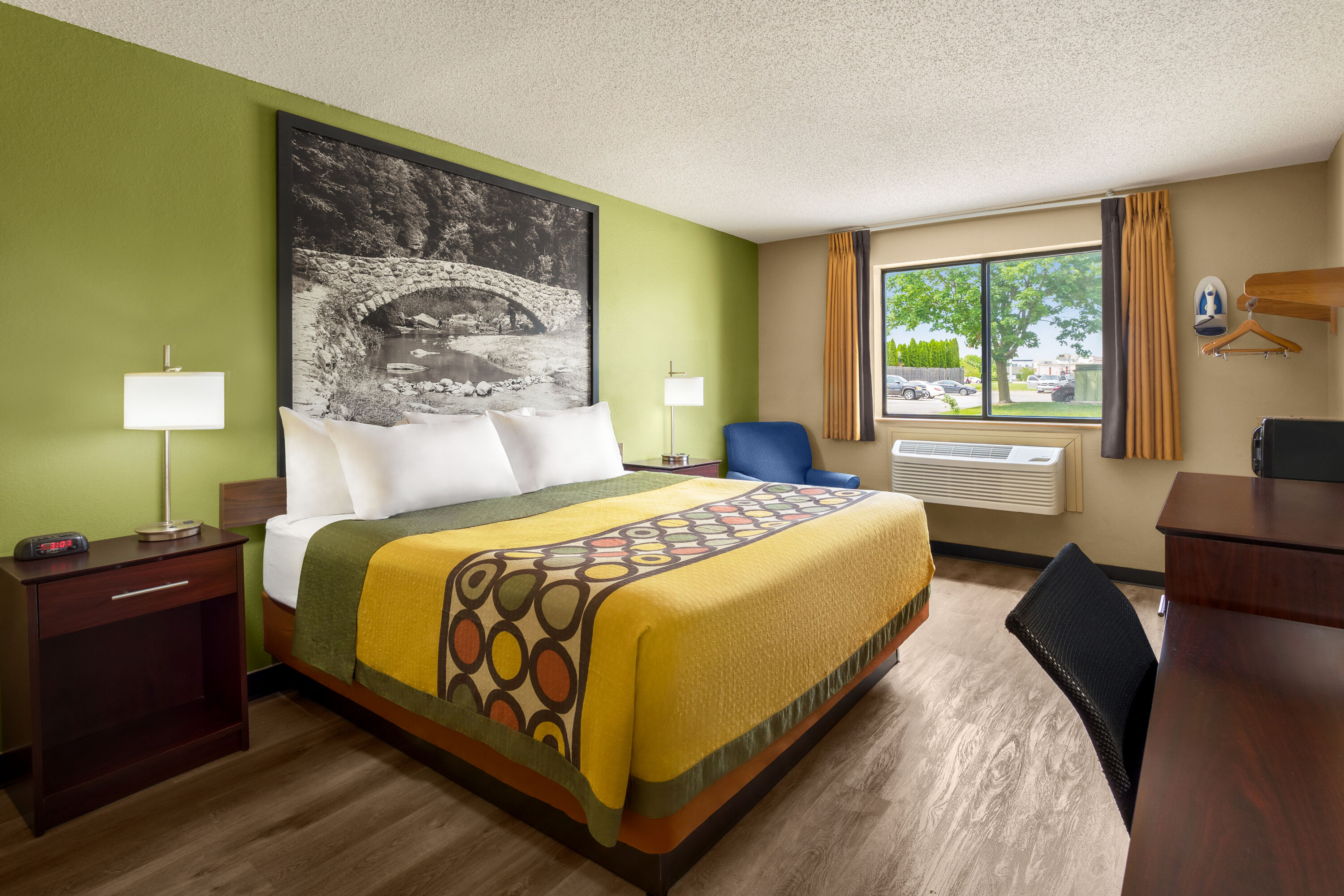 Guest room at the Super 8 by Wyndham Ankeny/Des Moines Area in Ankeny, Iowa
