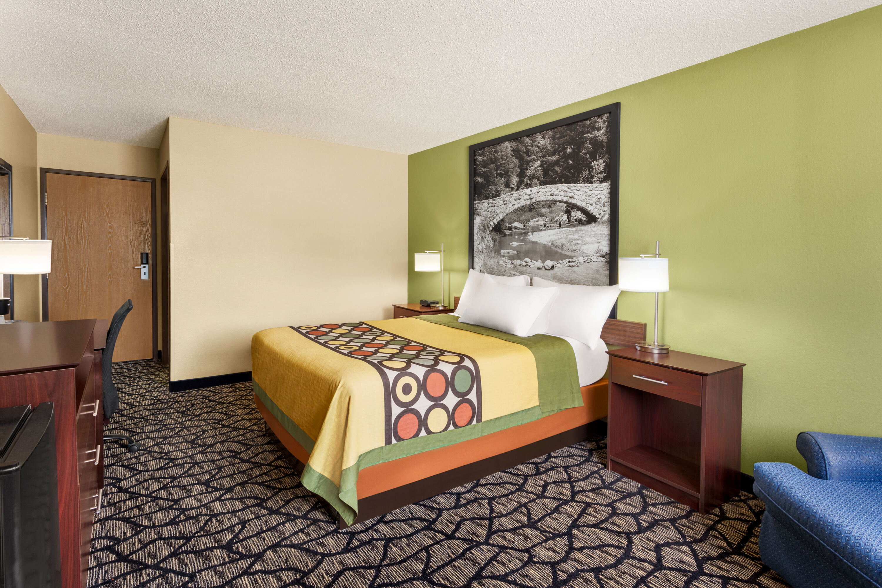 Guest room at the Super 8 by Wyndham Ankeny/Des Moines Area in Ankeny, Iowa