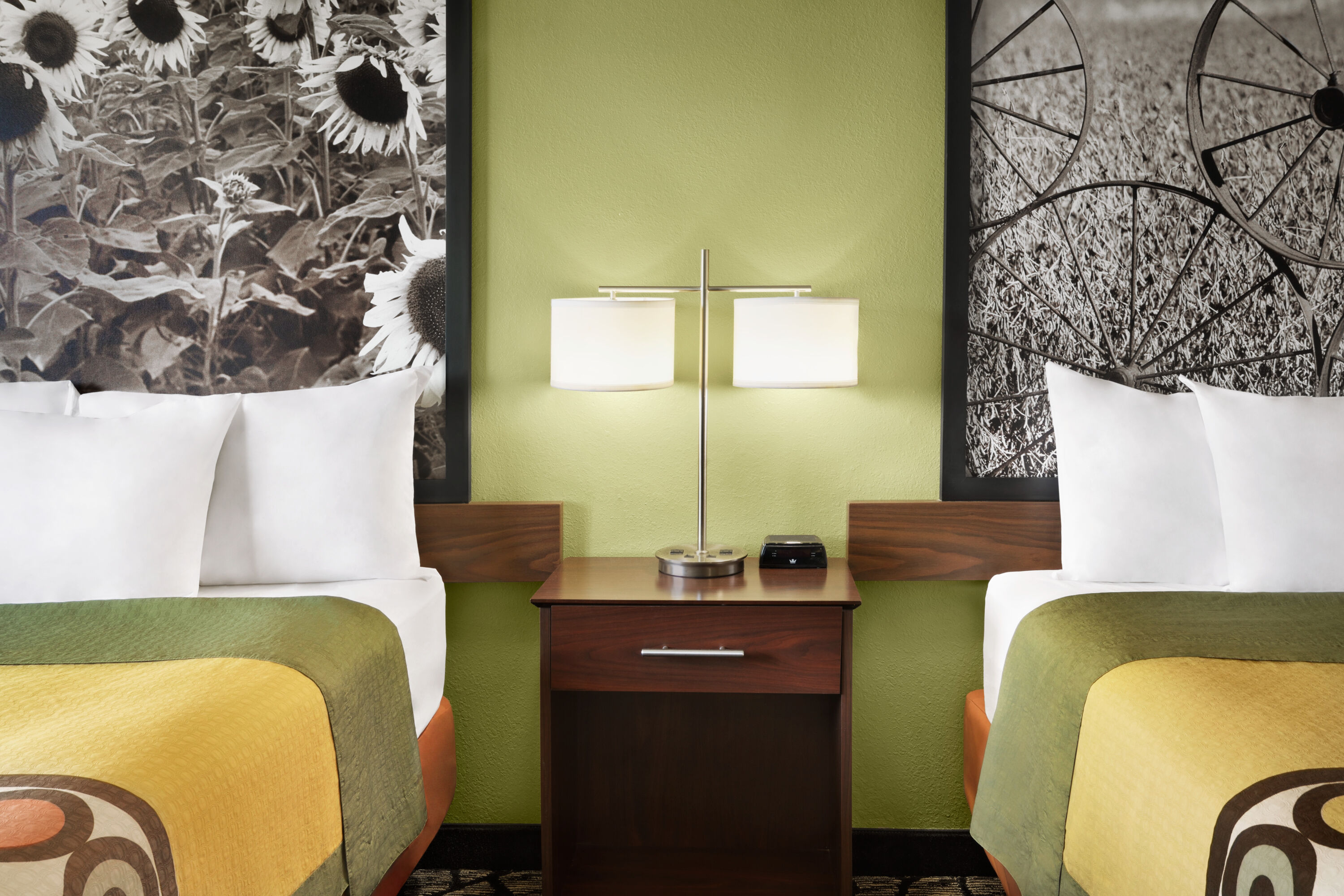 Guest room at the Super 8 by Wyndham Ankeny/Des Moines Area in Ankeny, Iowa