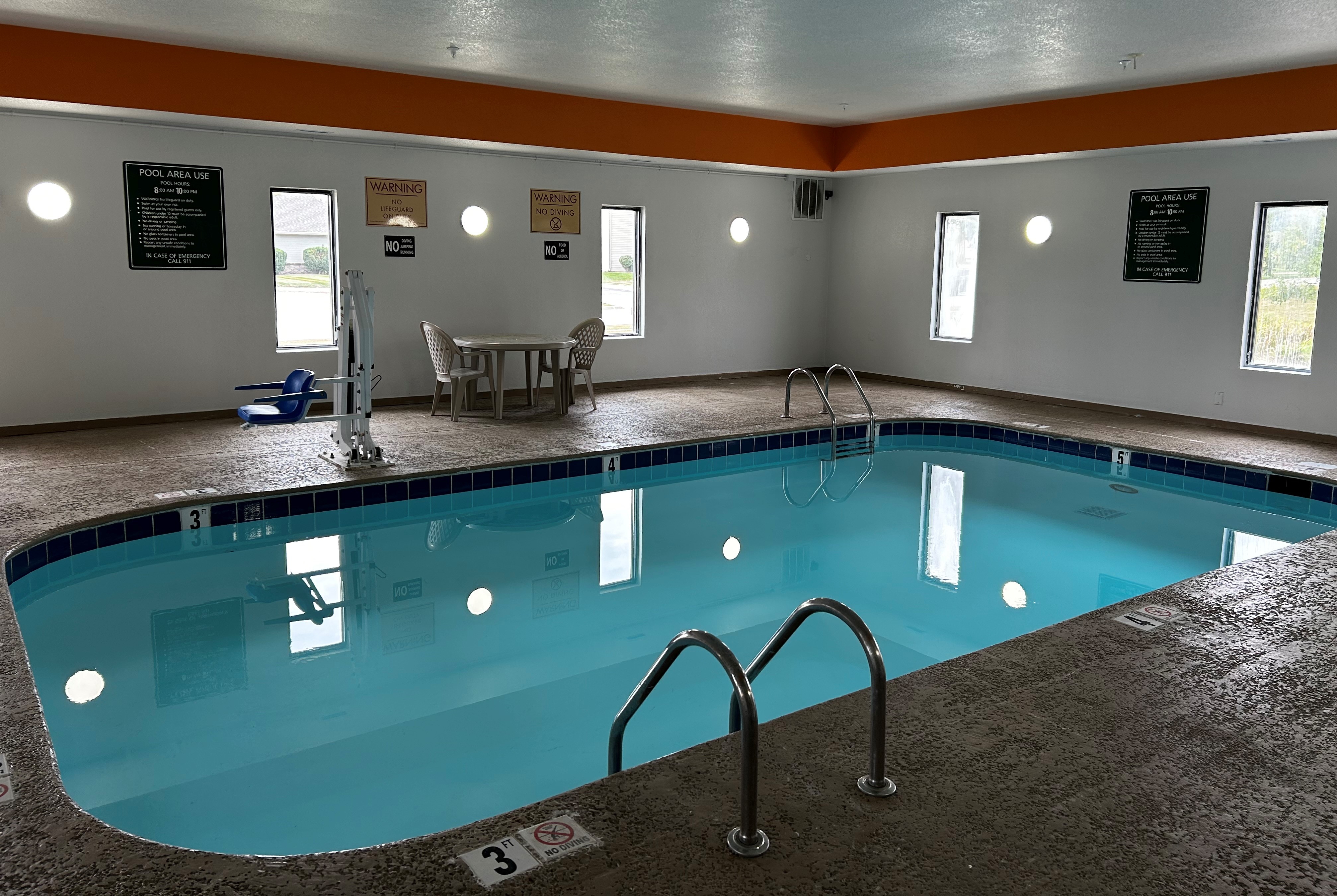 Indoor pool at the Super 8 by Wyndham Ankeny/Des Moines Area in Ankeny, Iowa