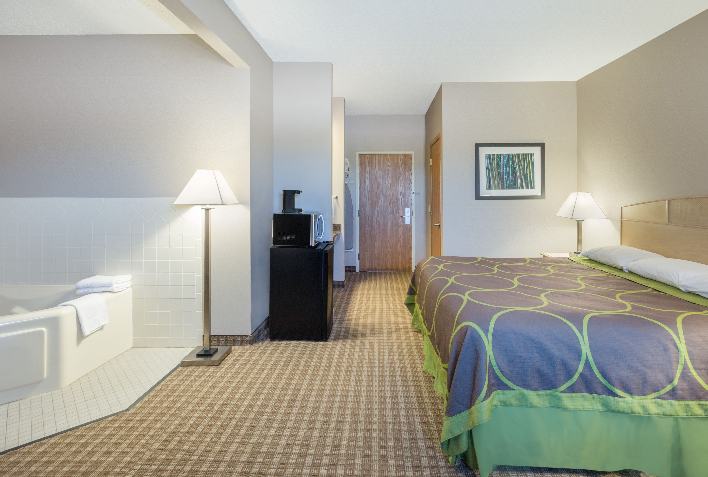 Super Wyndham Carroll East Carroll  Hotels