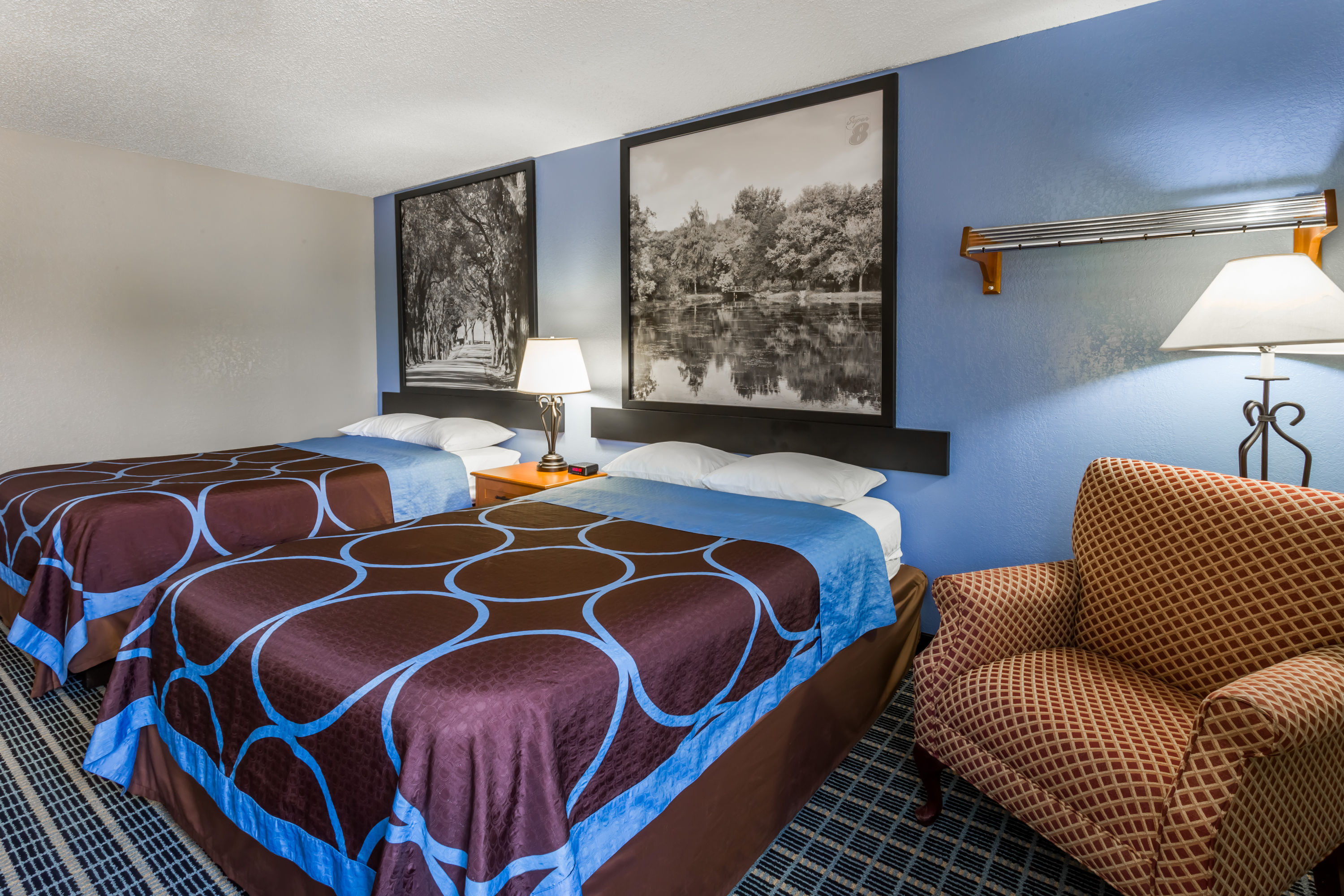 Guest room at the Super 8 by Wyndham Iowa City/Coralville in Coralville, Iowa