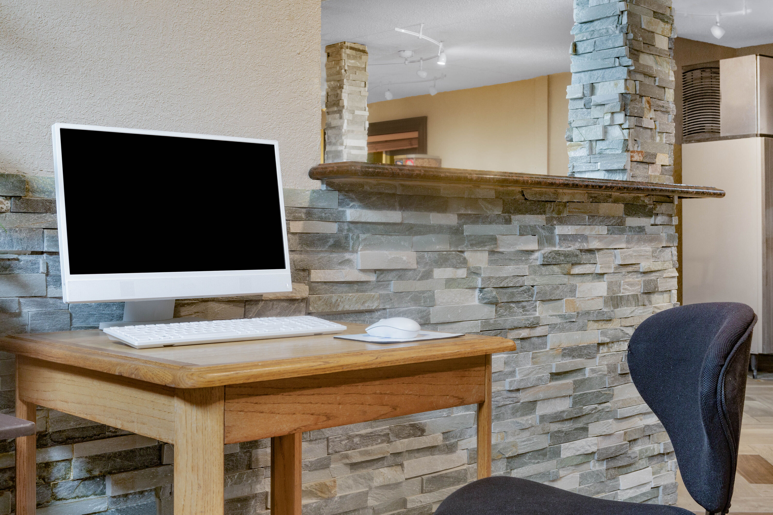 Super 8 by Wyndham Fort Madison business center in Fort Madison, Iowa